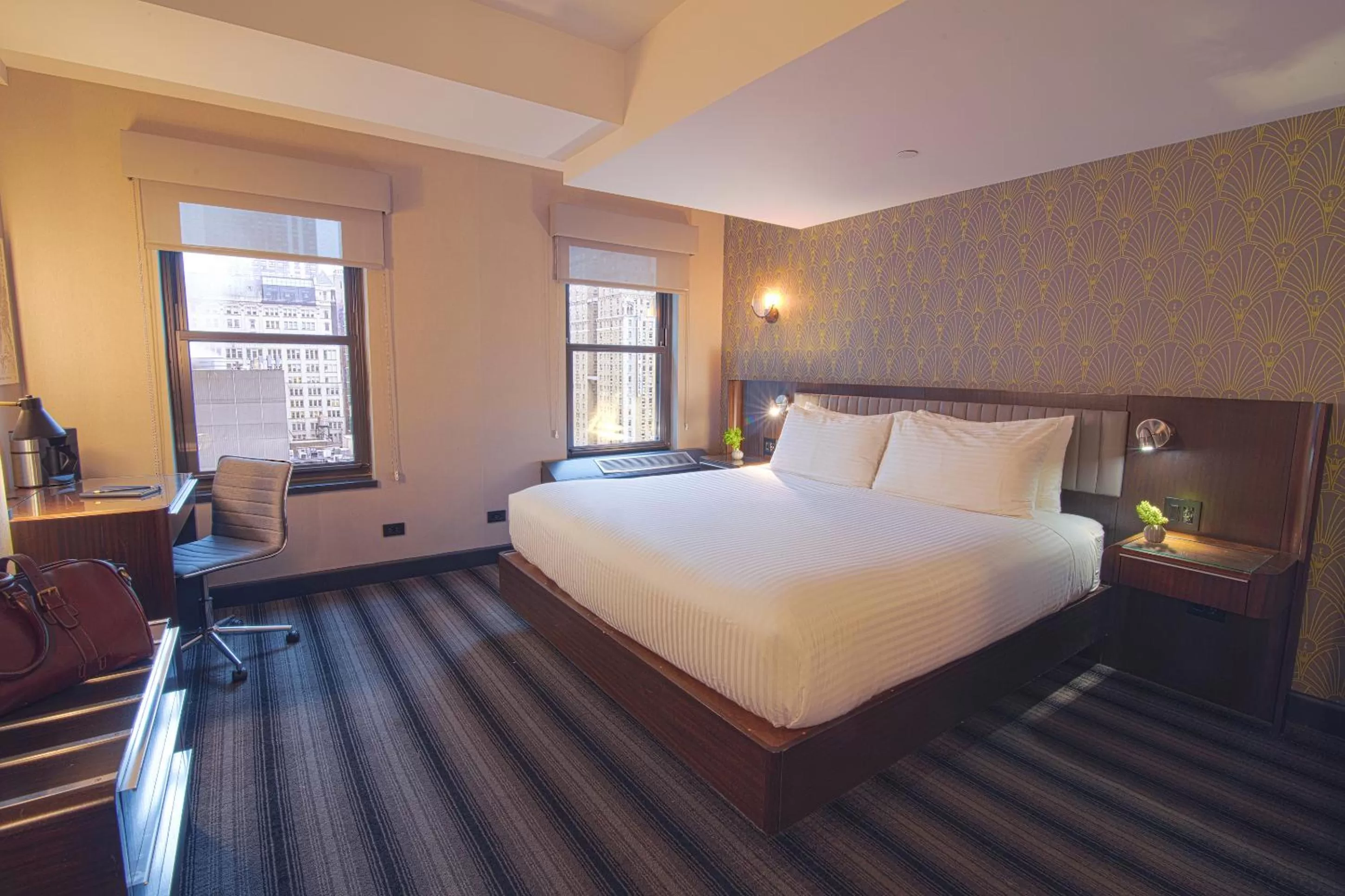 Bed in Hotel Edison Times Square