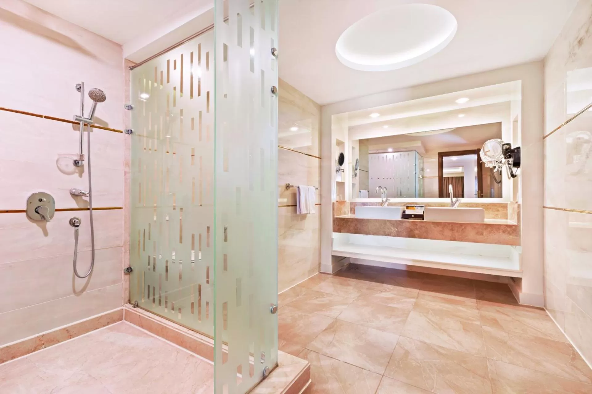 Bathroom in Beach Albatros Aqua Park - Hurghada