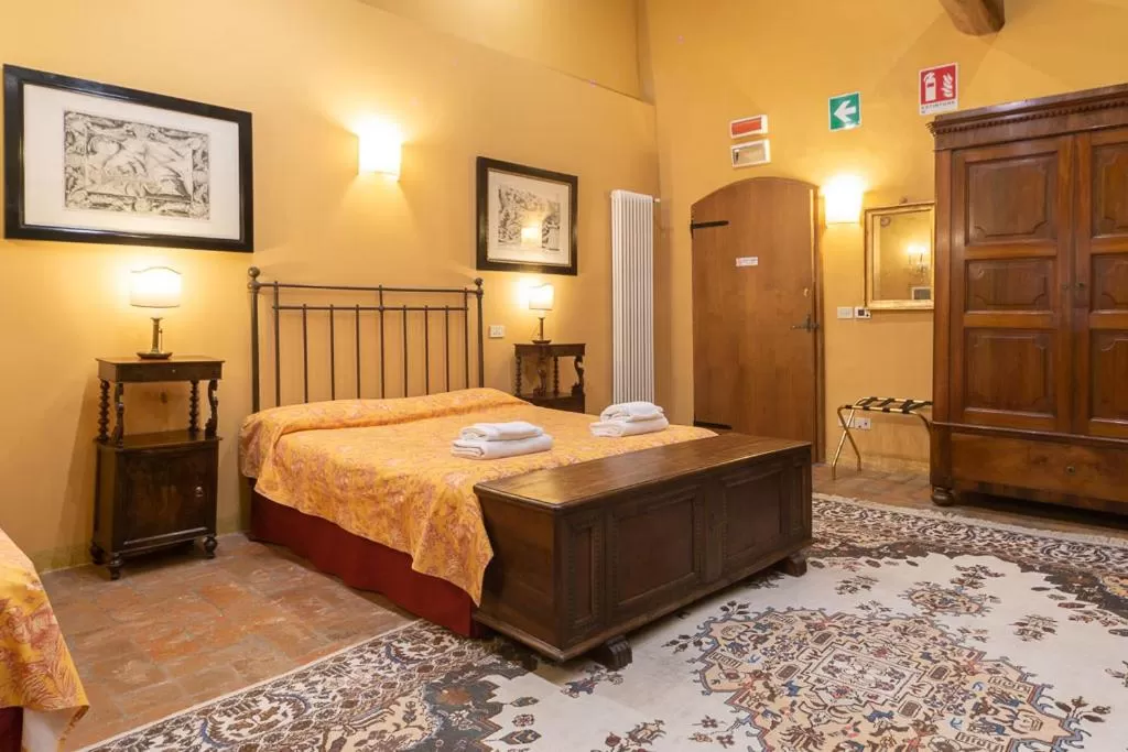 Bed in BolognaRoomscom - Ca' Palazzo