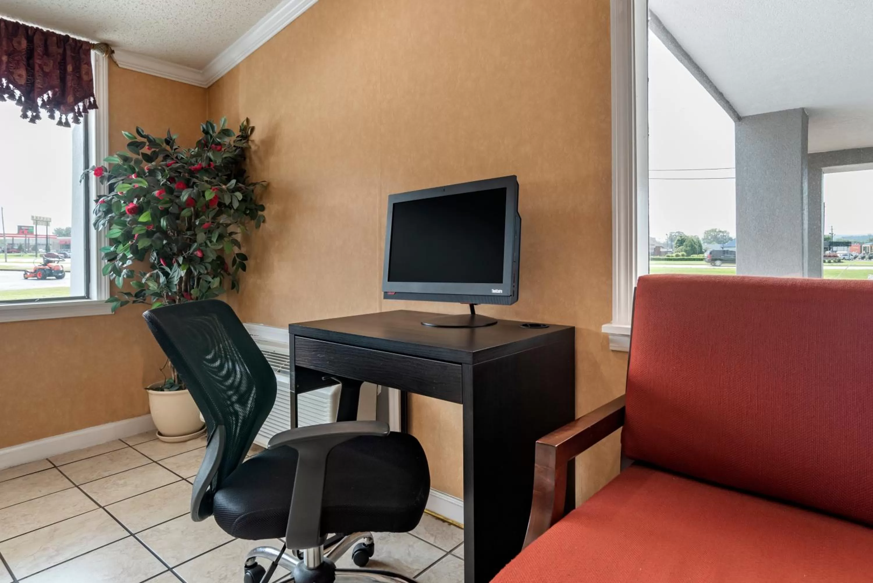 Business facilities in Econo Lodge Oxford near Choccolocco Park