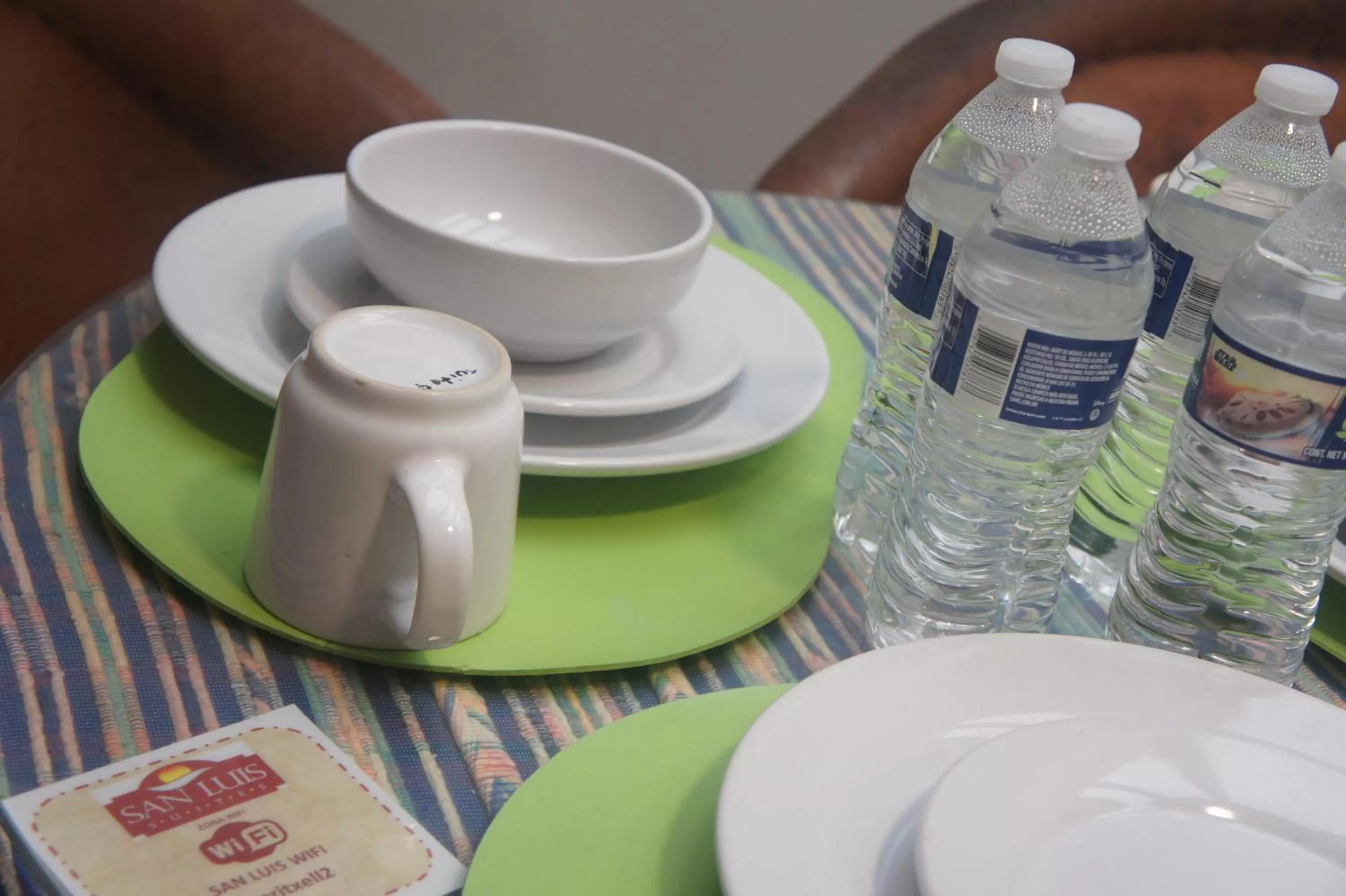 Dining area in Suites San Luis