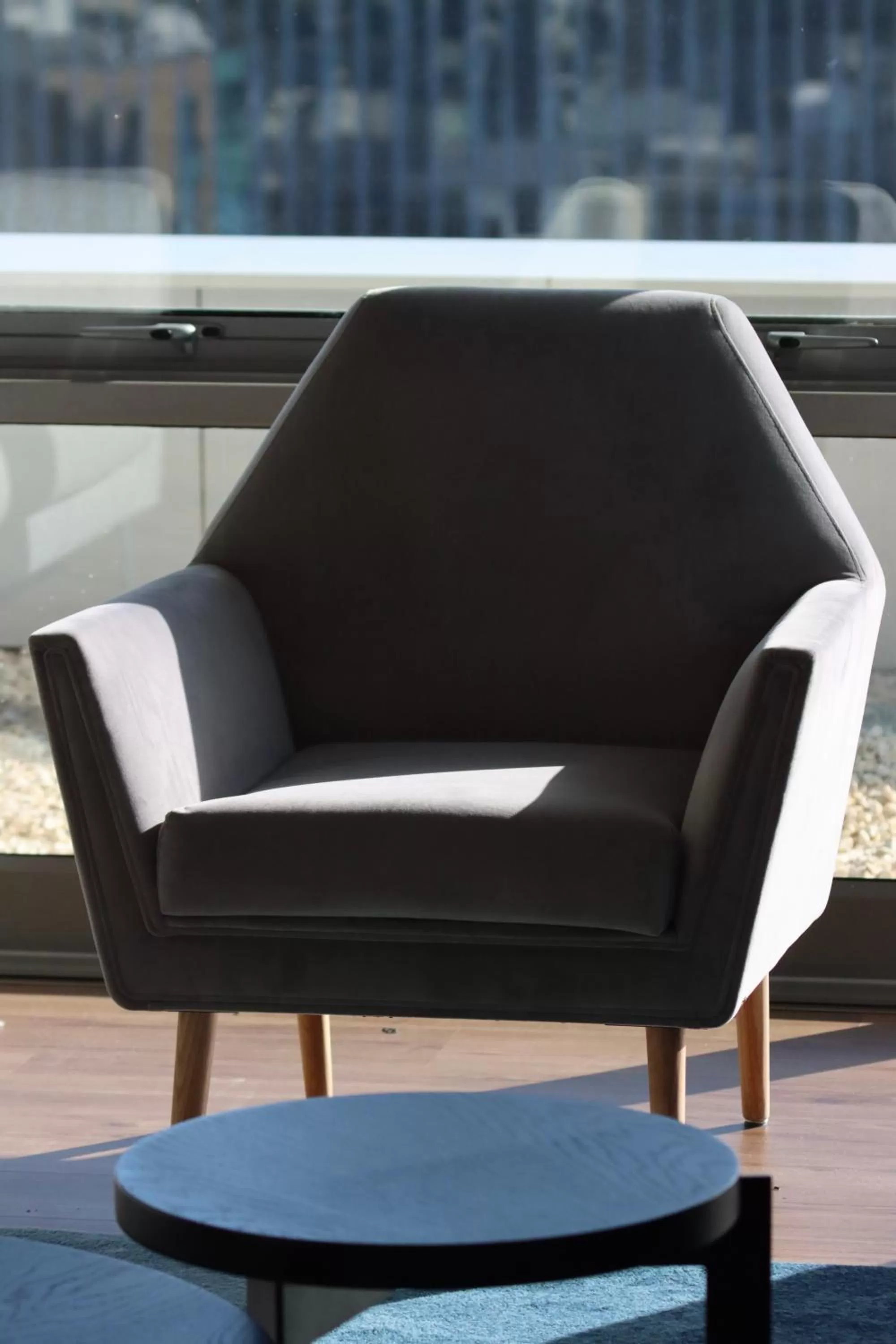 Seating area in Cape Town Marriott Hotel Crystal Towers