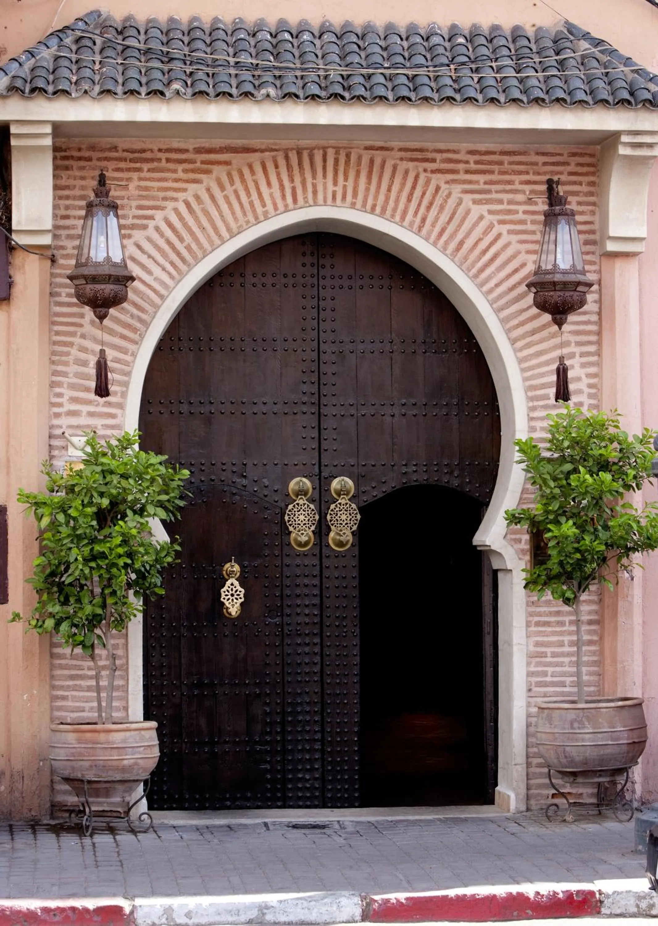 Facade/entrance in La Villa des Orangers - Relais & Châteaux