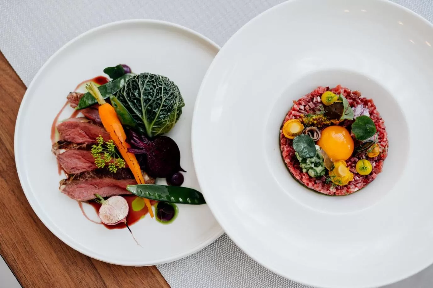 Restaurant/places to eat in Grand Ascot Hotel