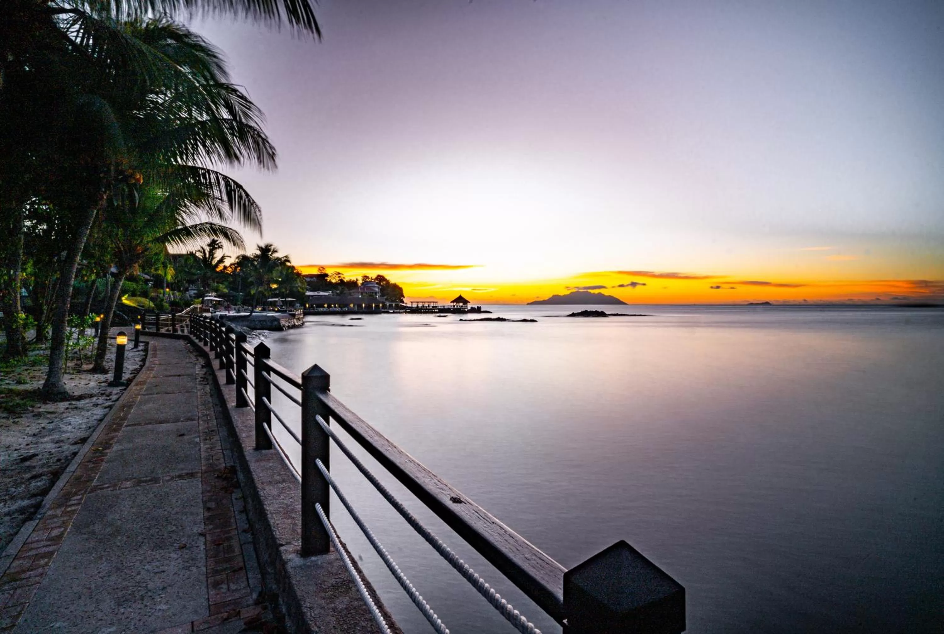Sea view in Fisherman's Cove Resort - closed for complete renovation - Visit our sister property STORY Seychelles for your stay