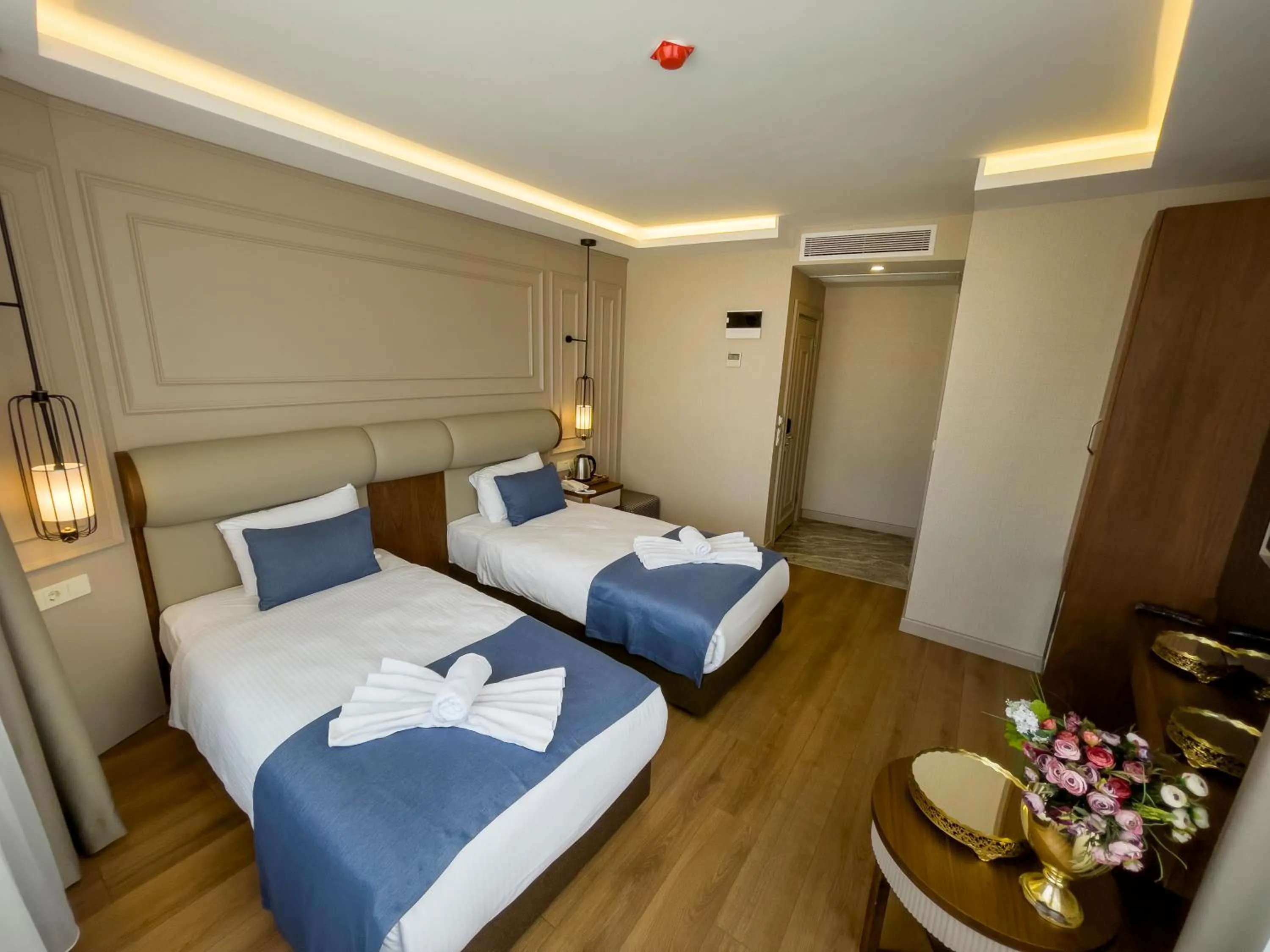 Massage, Bed in Martinenz Hotel