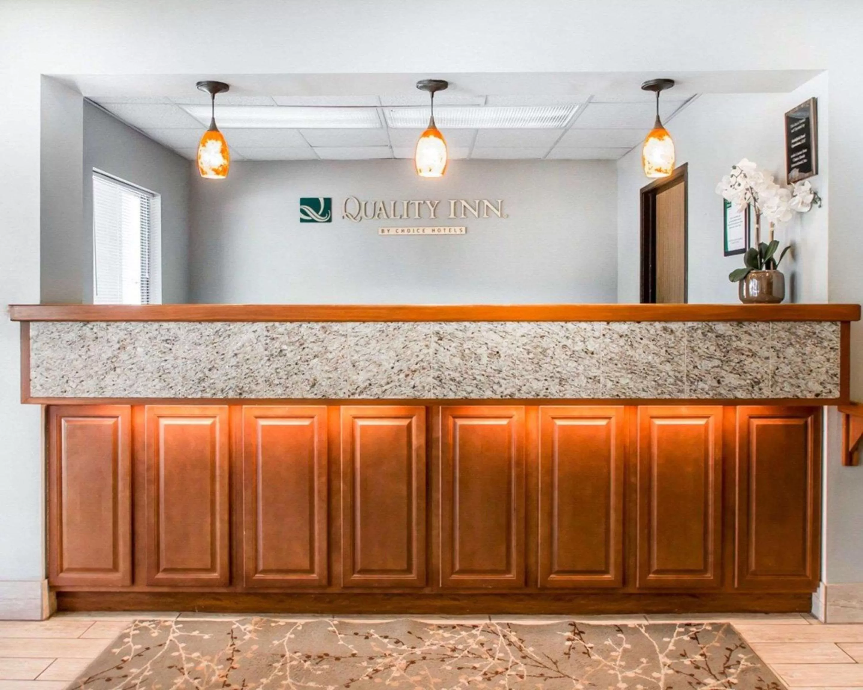 Lobby or reception in Quality Inn US65 & E Battlefield Rd Springfield