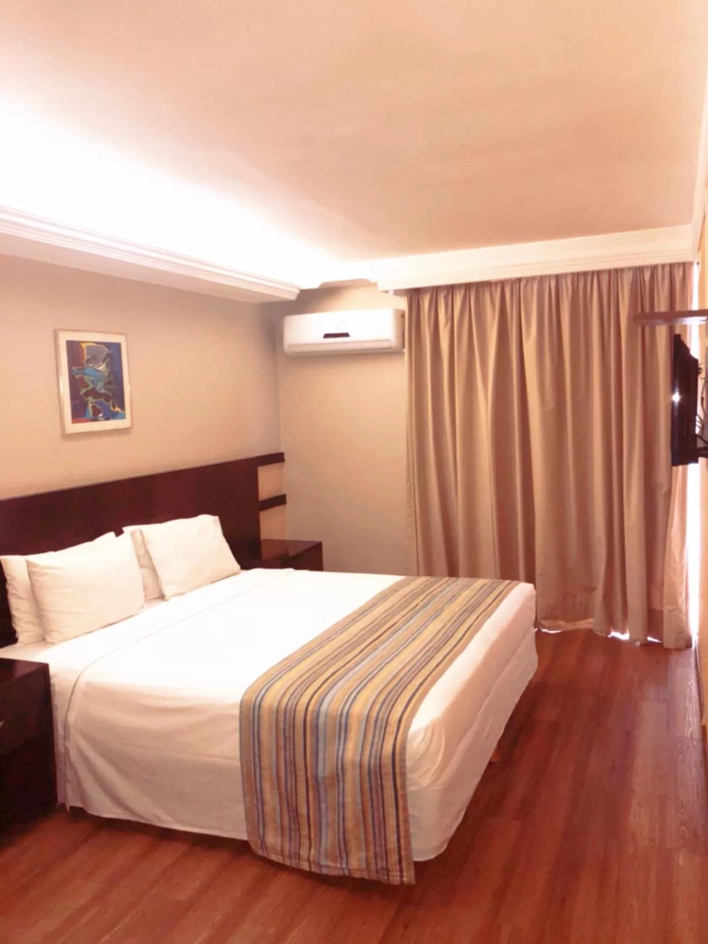 Bed in Plaza Bittar Hotel