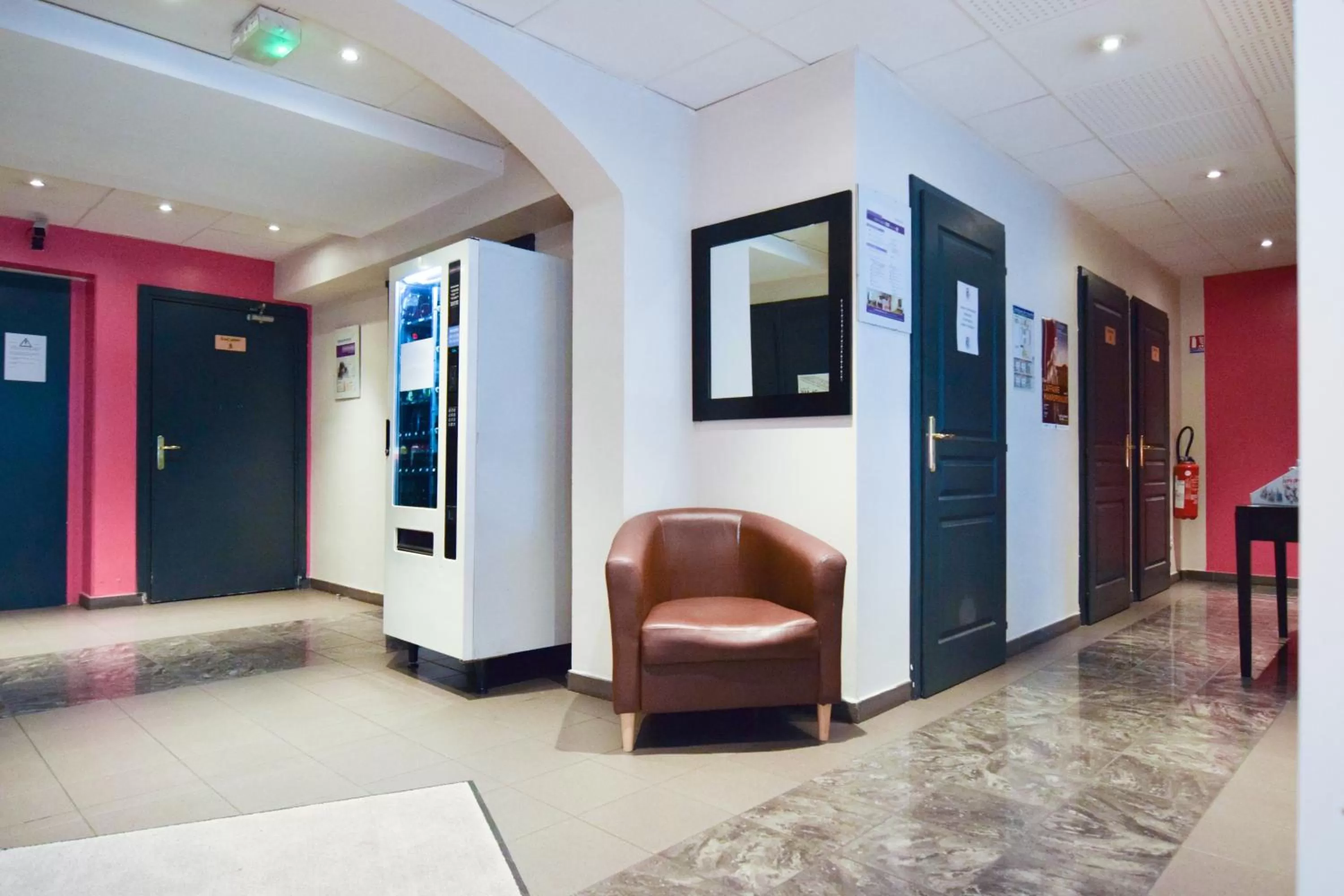 Lobby or reception in Residhotel Mulhouse Centre