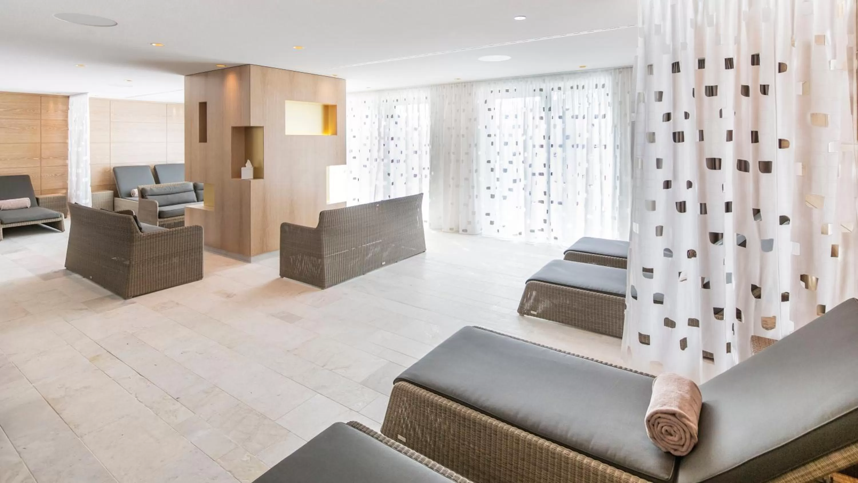 Spa and wellness centre/facilities, Bed in AlpenGold Hotel Davos