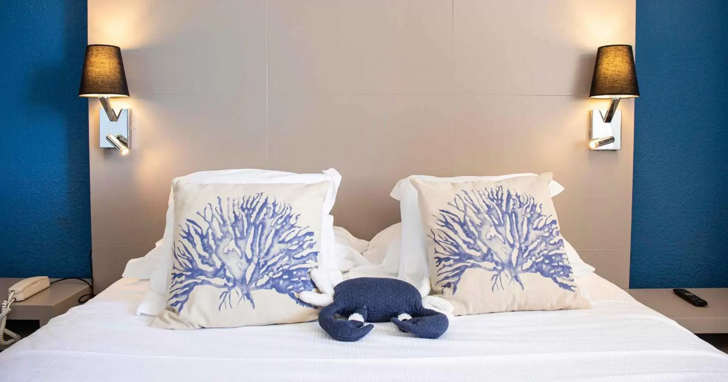 Junior Suite Sea or Harbor Side in Hotel Port Marine Junior Suite Sea or Harbor Side in Hotel Port Marine