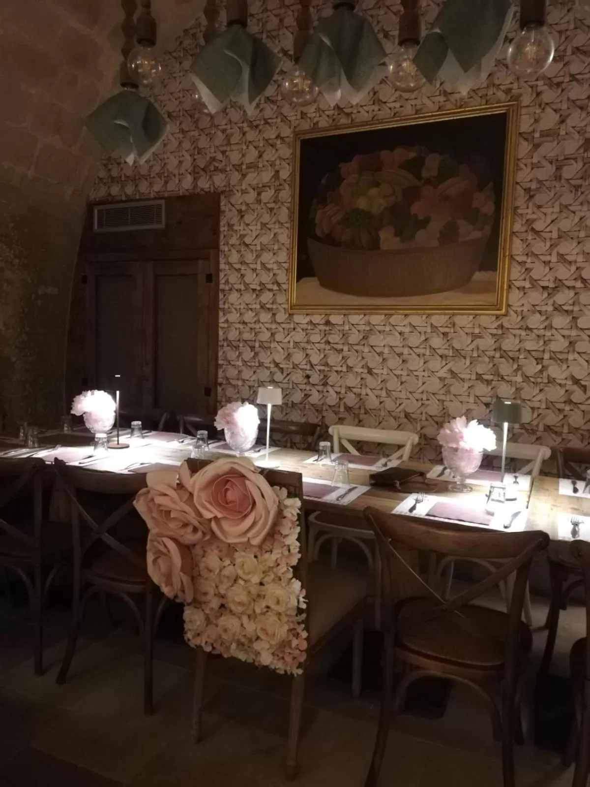 Restaurant/places to eat in Casa 28