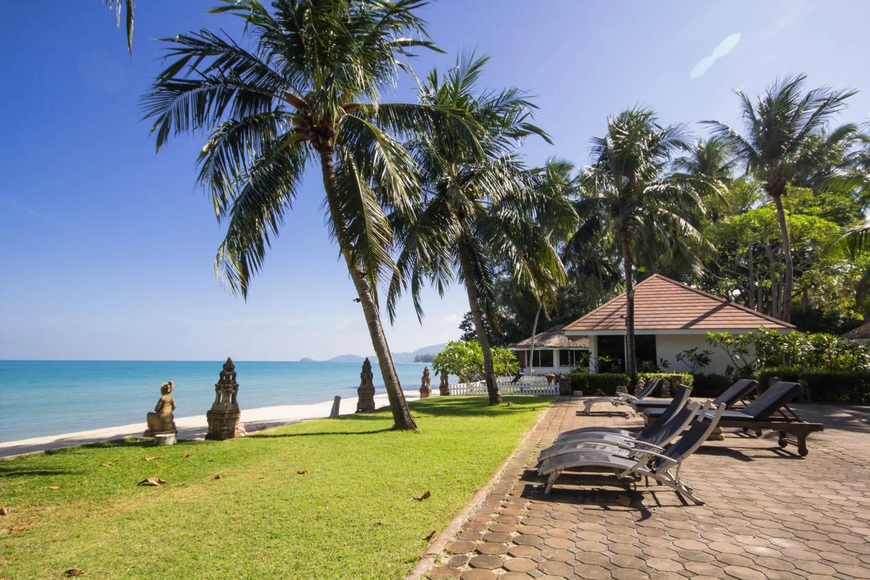 Garden in Rajapruek Samui Resort - SHA Plus