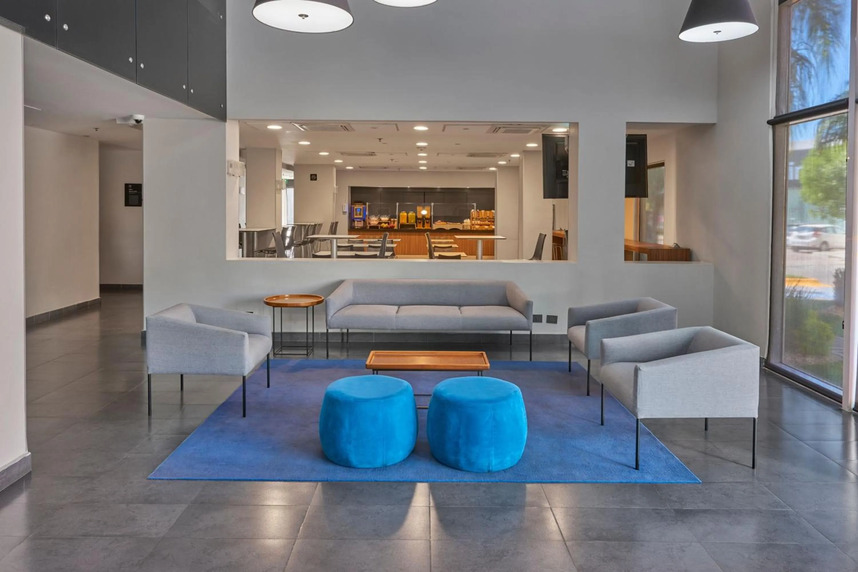 Living room in City Express by Marriott Irapuato