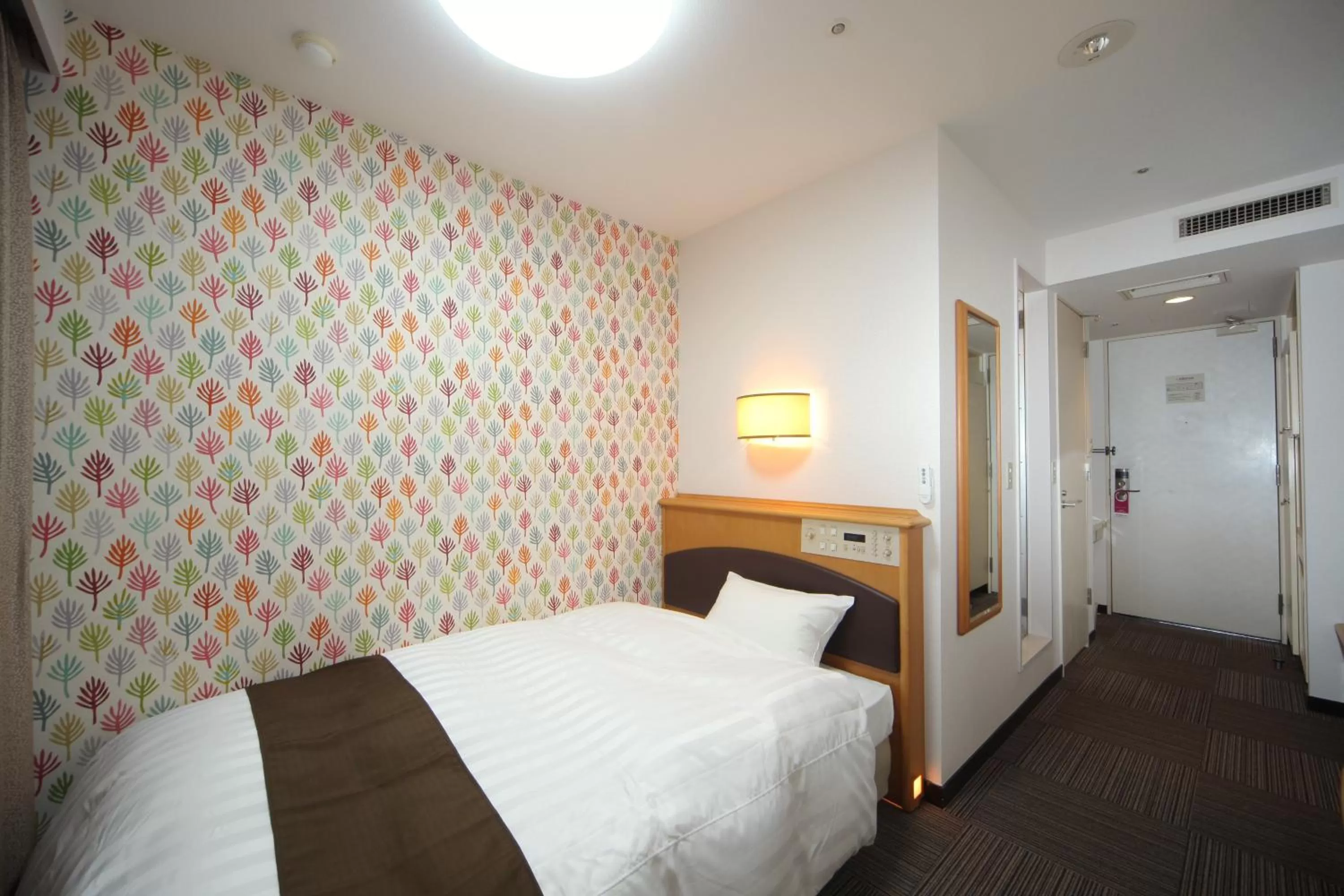 Photo of the whole room, Bed in Hotel Wing International Tomakomai