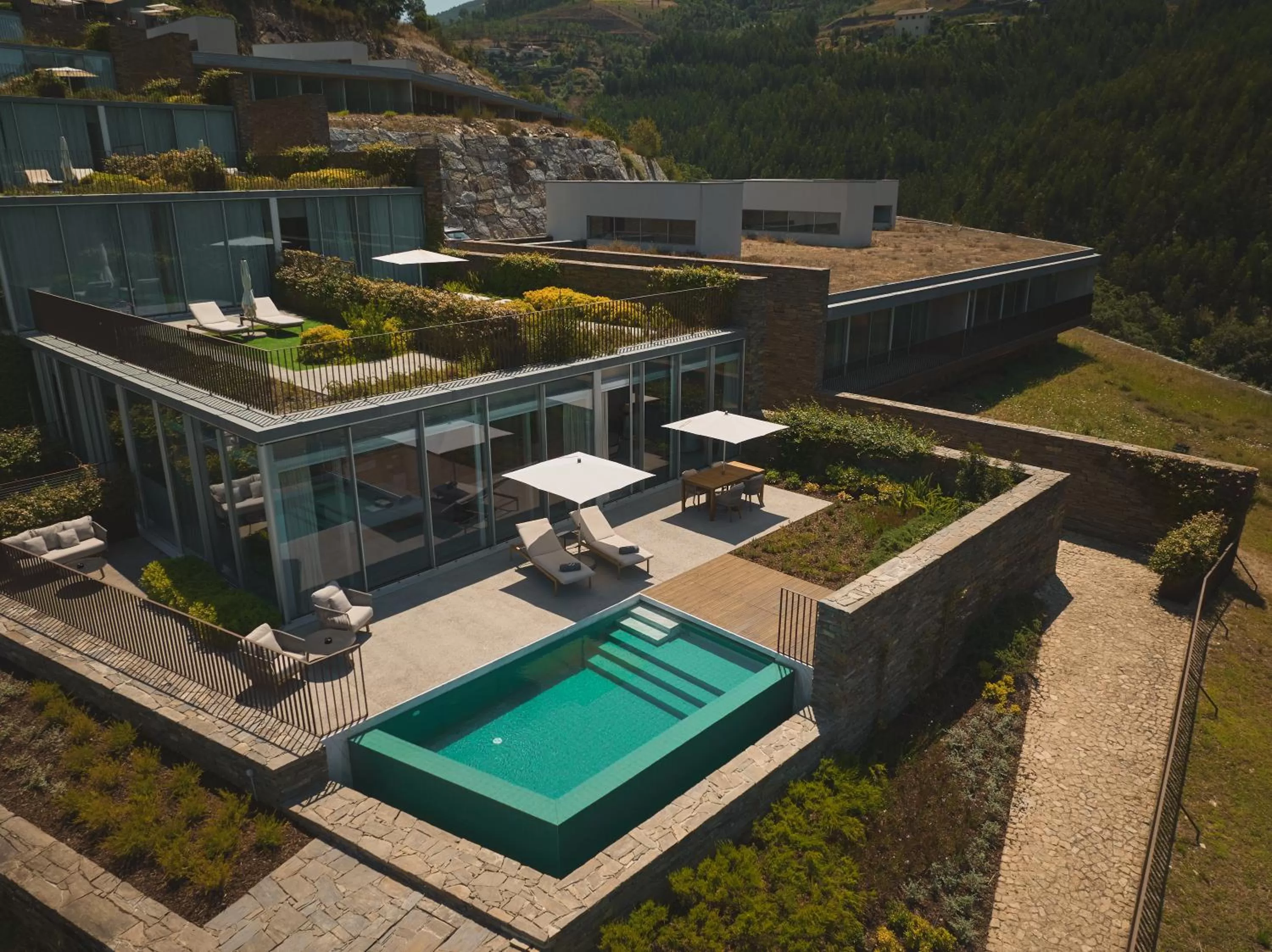 Bird's eye view in Octant Douro