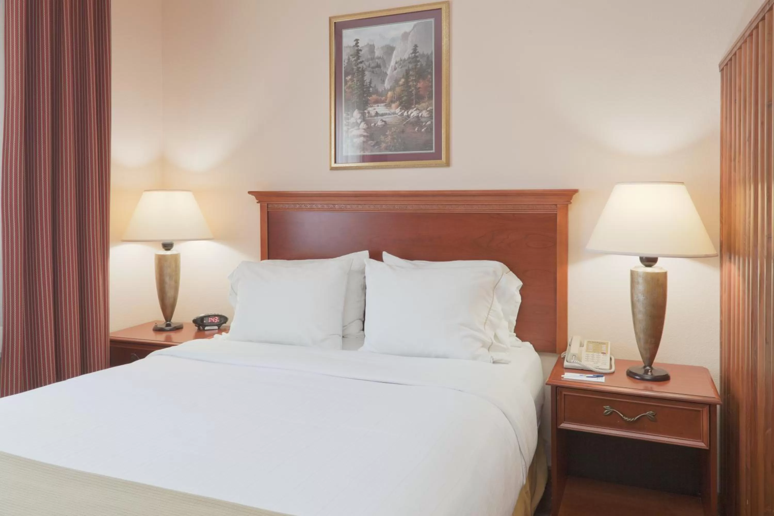 Bed in Baymont by Wyndham Portage