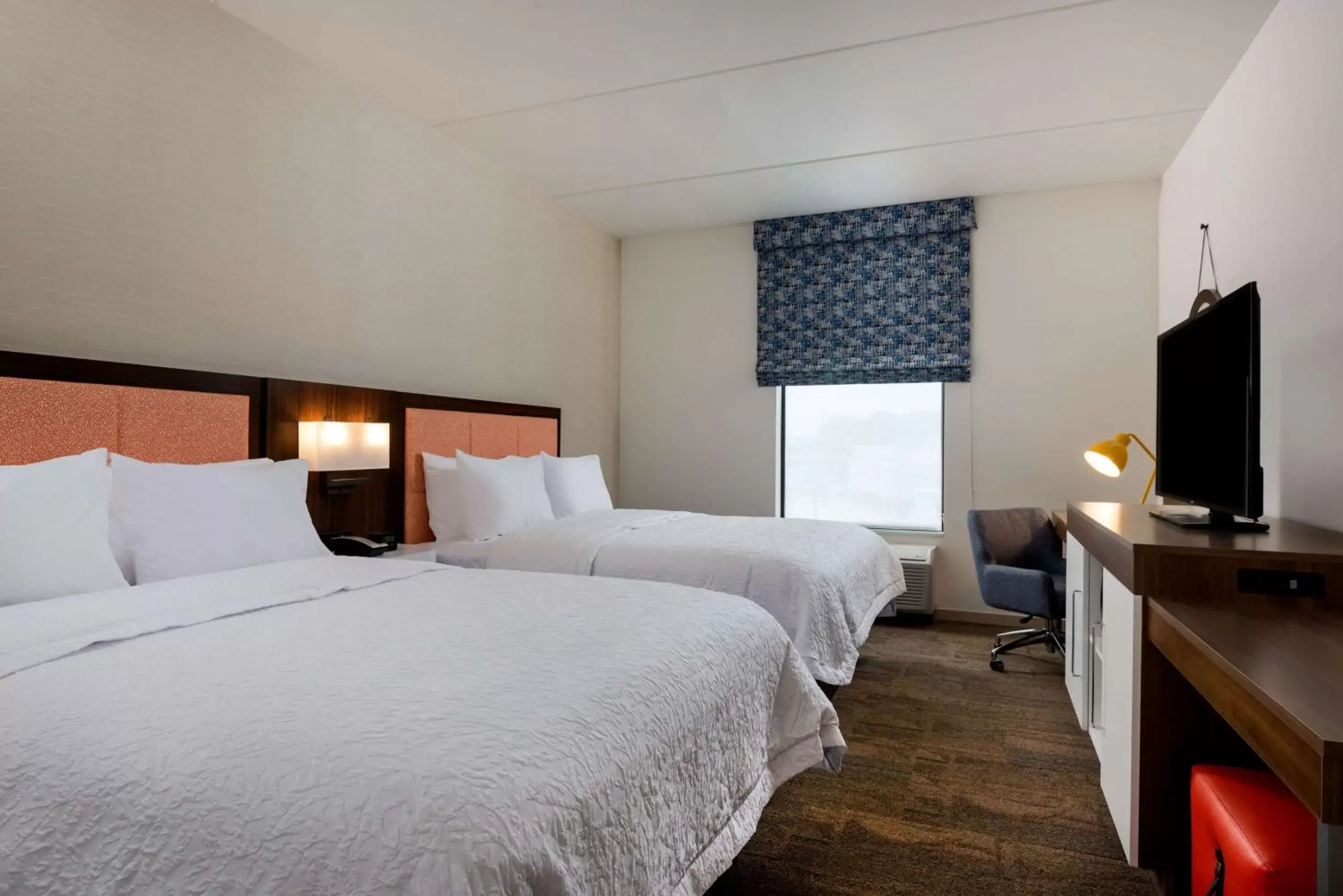 Queen Room with Two Queen Beds and Roll-In Shower - Mobility and Hearing Access/Non-Smoking in Hampton Inn Baltimore Bayview Campus Queen Room with Two Queen Beds and Roll-In Shower - Mobility and Hearing Access/Non-Smoking in Hampton Inn Baltimore Bayview Campus