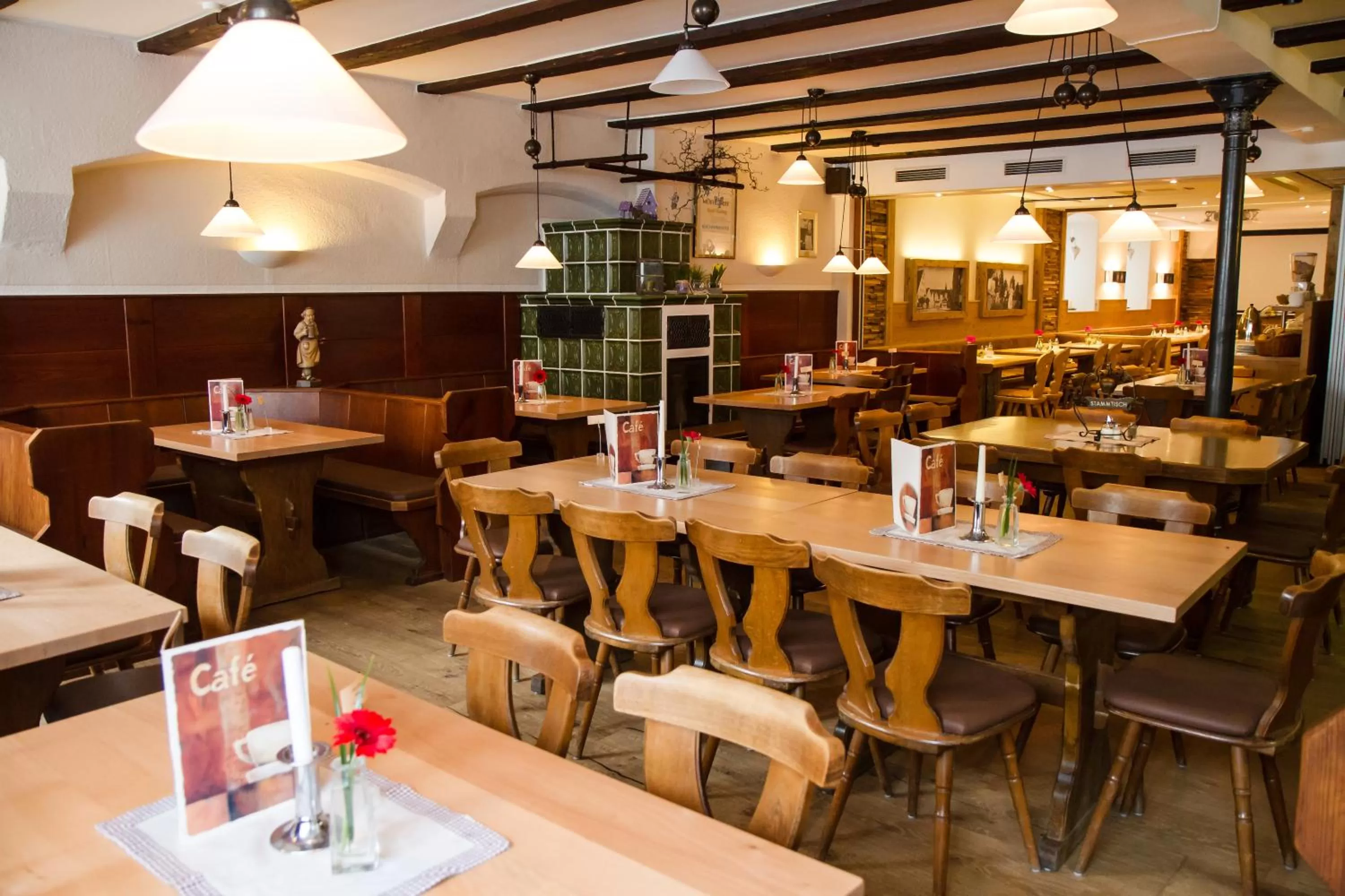 Restaurant/places to eat in Hotel-Gasthof Blaue Traube e.K.