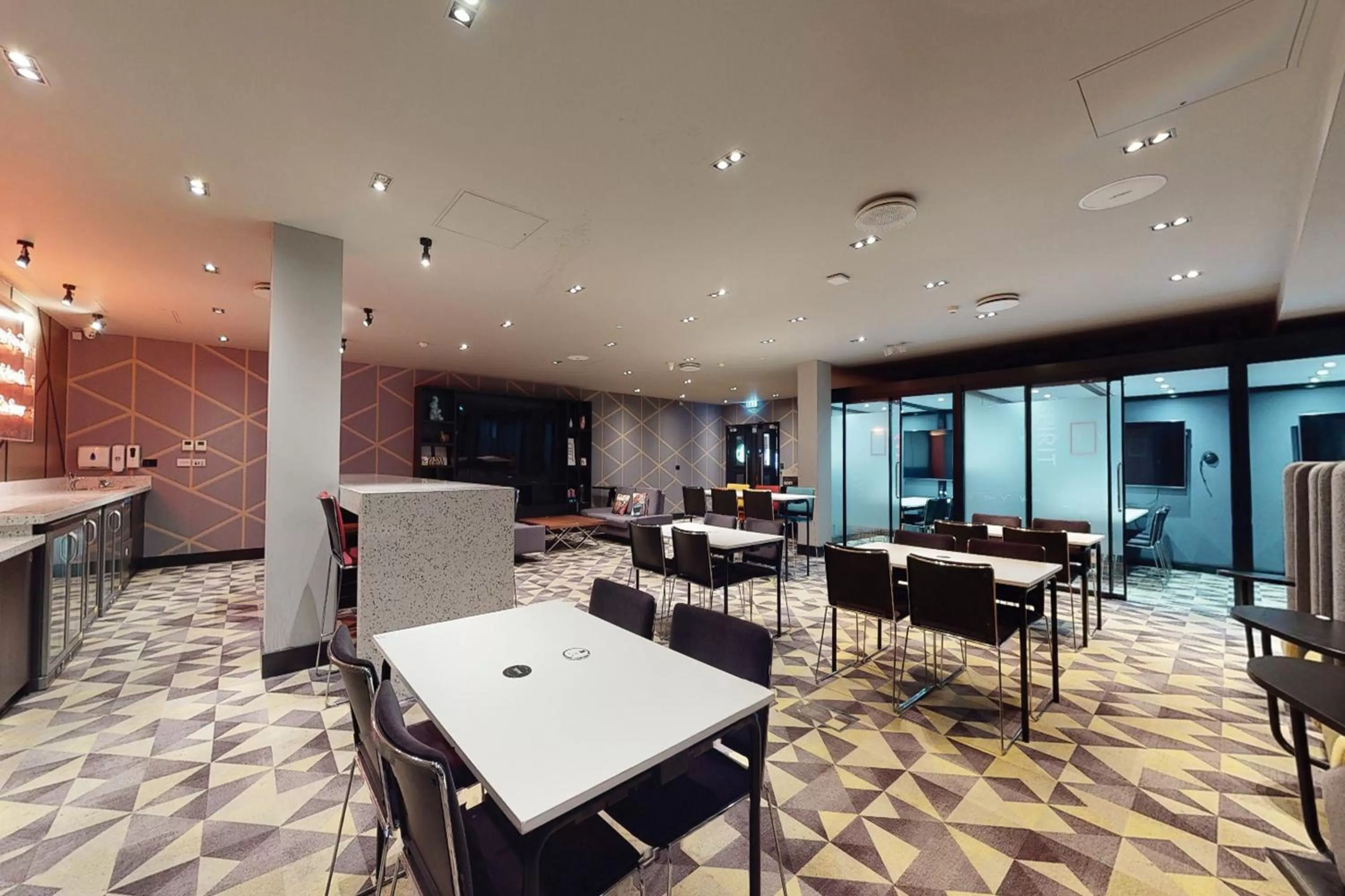 Business facilities in Village Hotel Birmingham Dudley