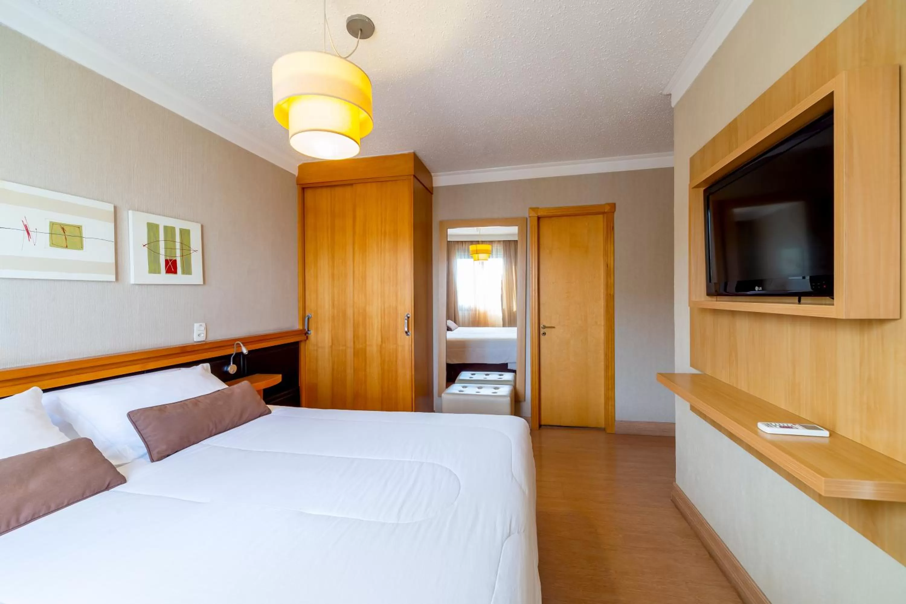 Bedroom, Bed in Manhattan Porto Alegre by Mercure - 5 minutos do Hospital Moinhos de Vento