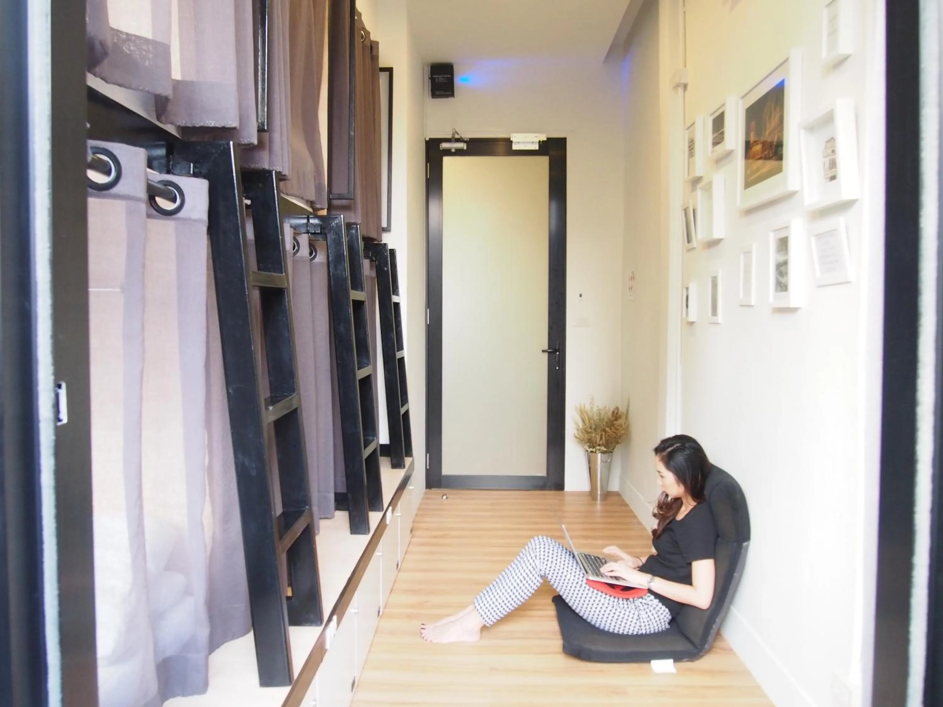 Property building in Lamurr Sukhumvit 41