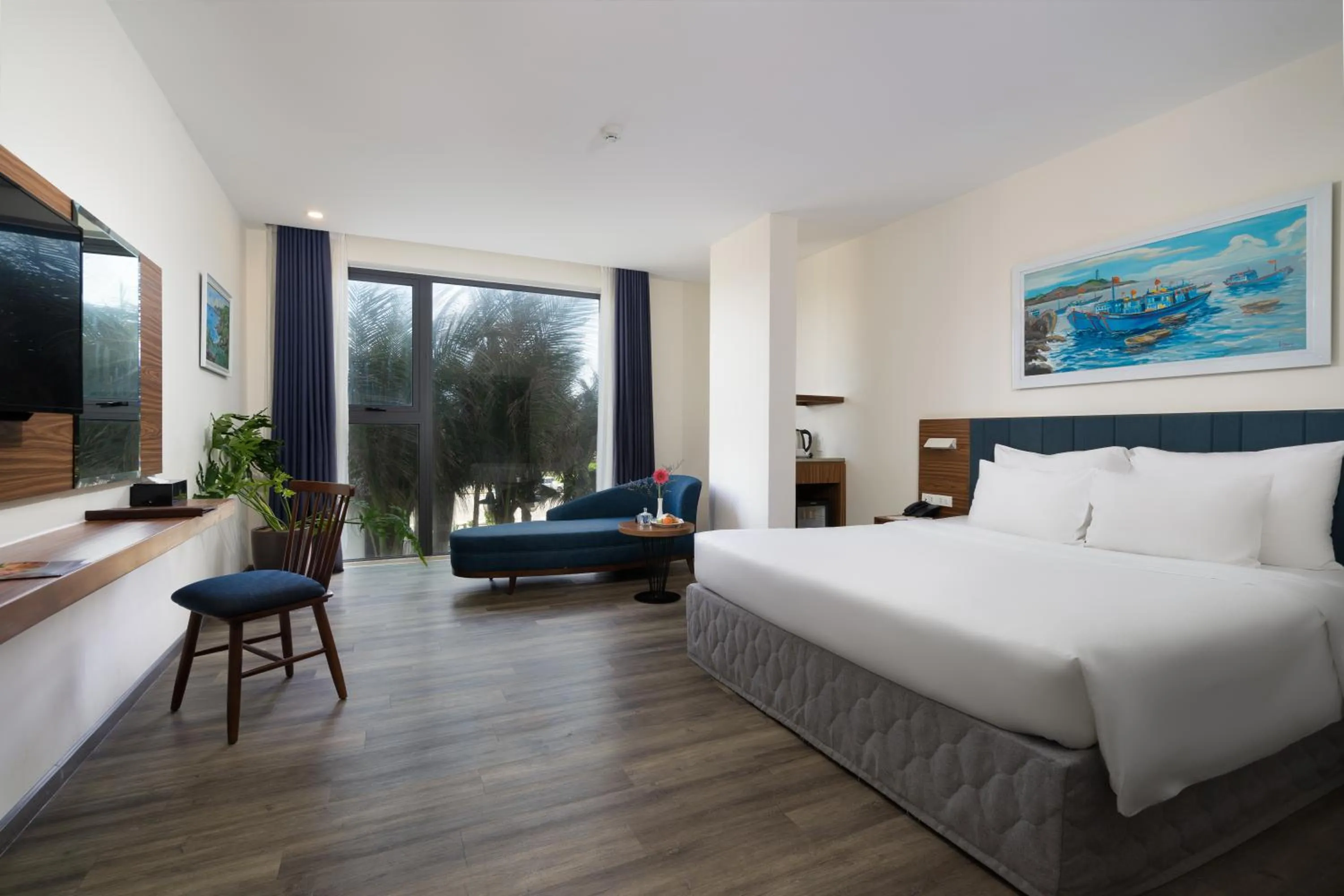 View (from property/room), Bed in Sala Tuy Hoa Beach Hotel