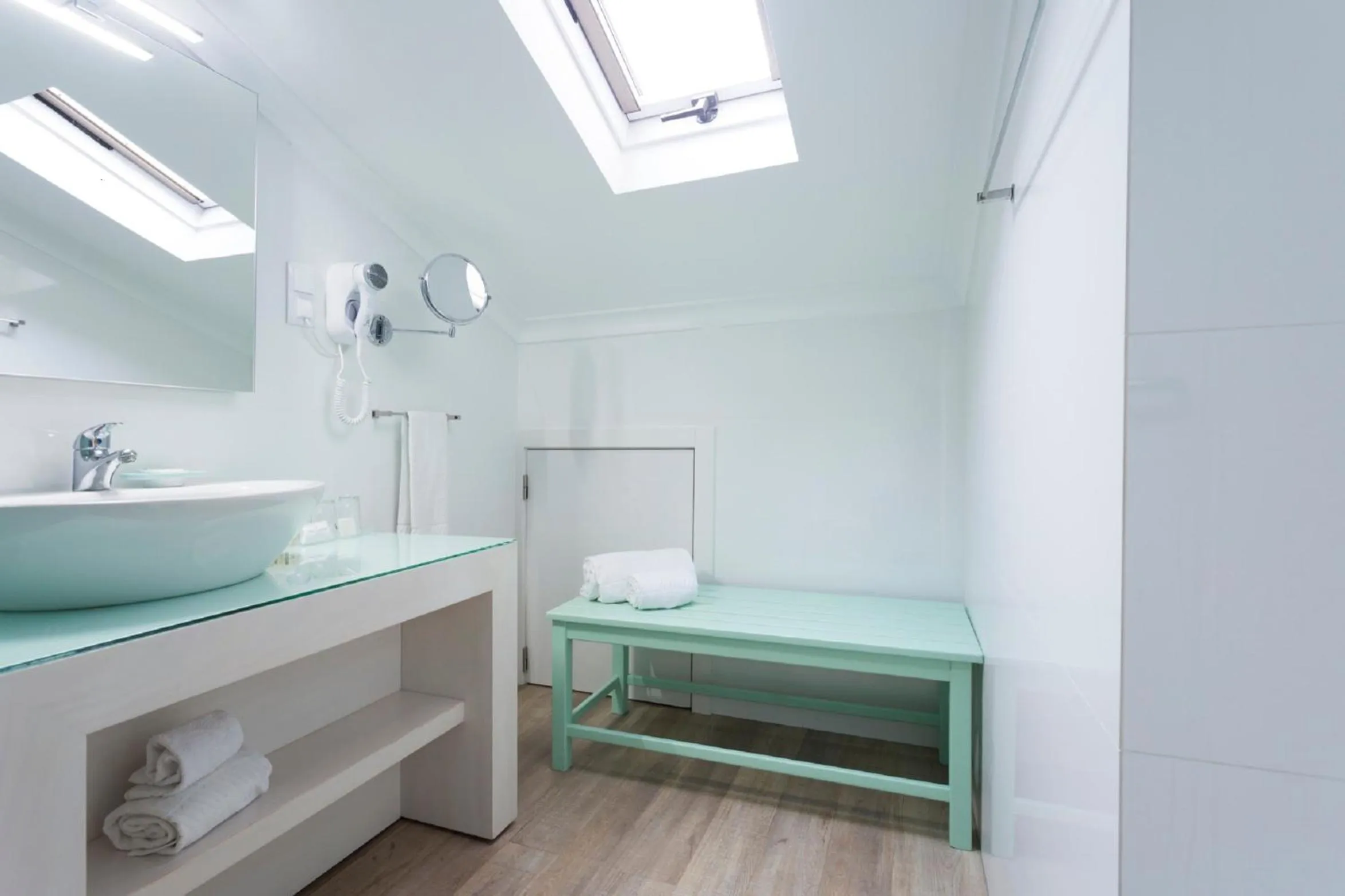 Bathroom in Boutique Hotel Casa do Outeiro - Arts & Crafts