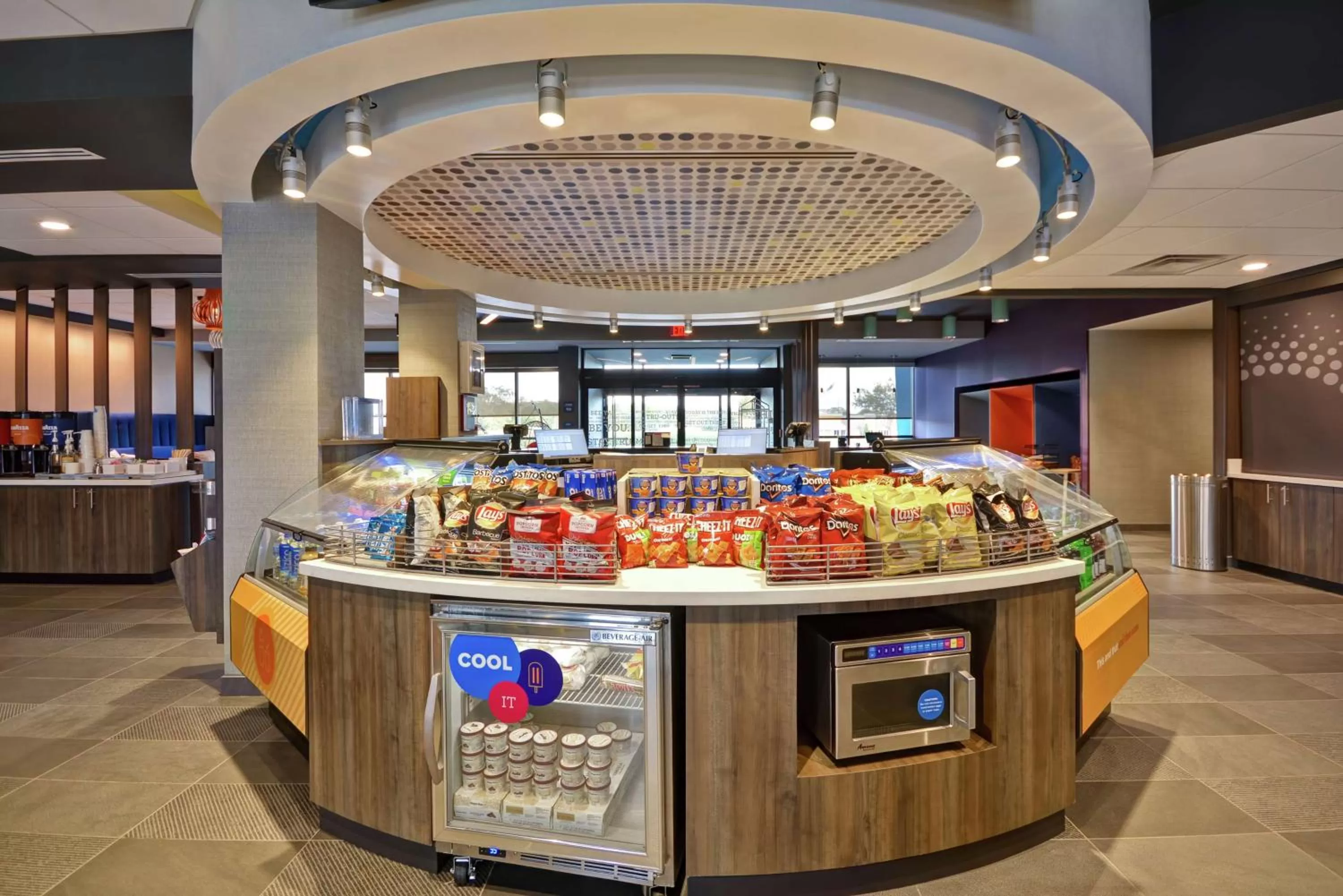 Restaurant/places to eat in Tru By Hilton Mason King's Island