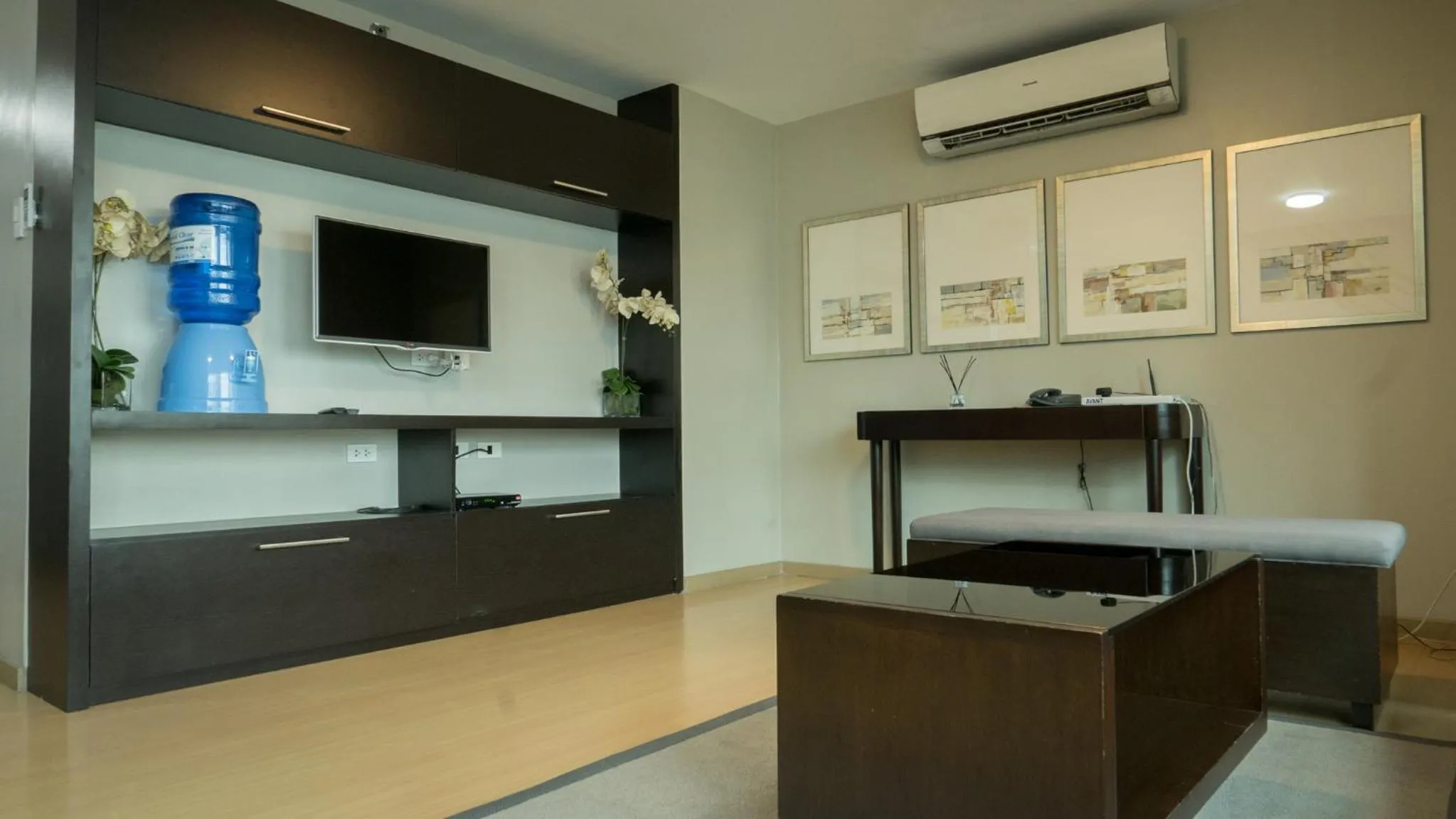 Kitchen or kitchenette in Avant Serviced Suites - Personal Concierge