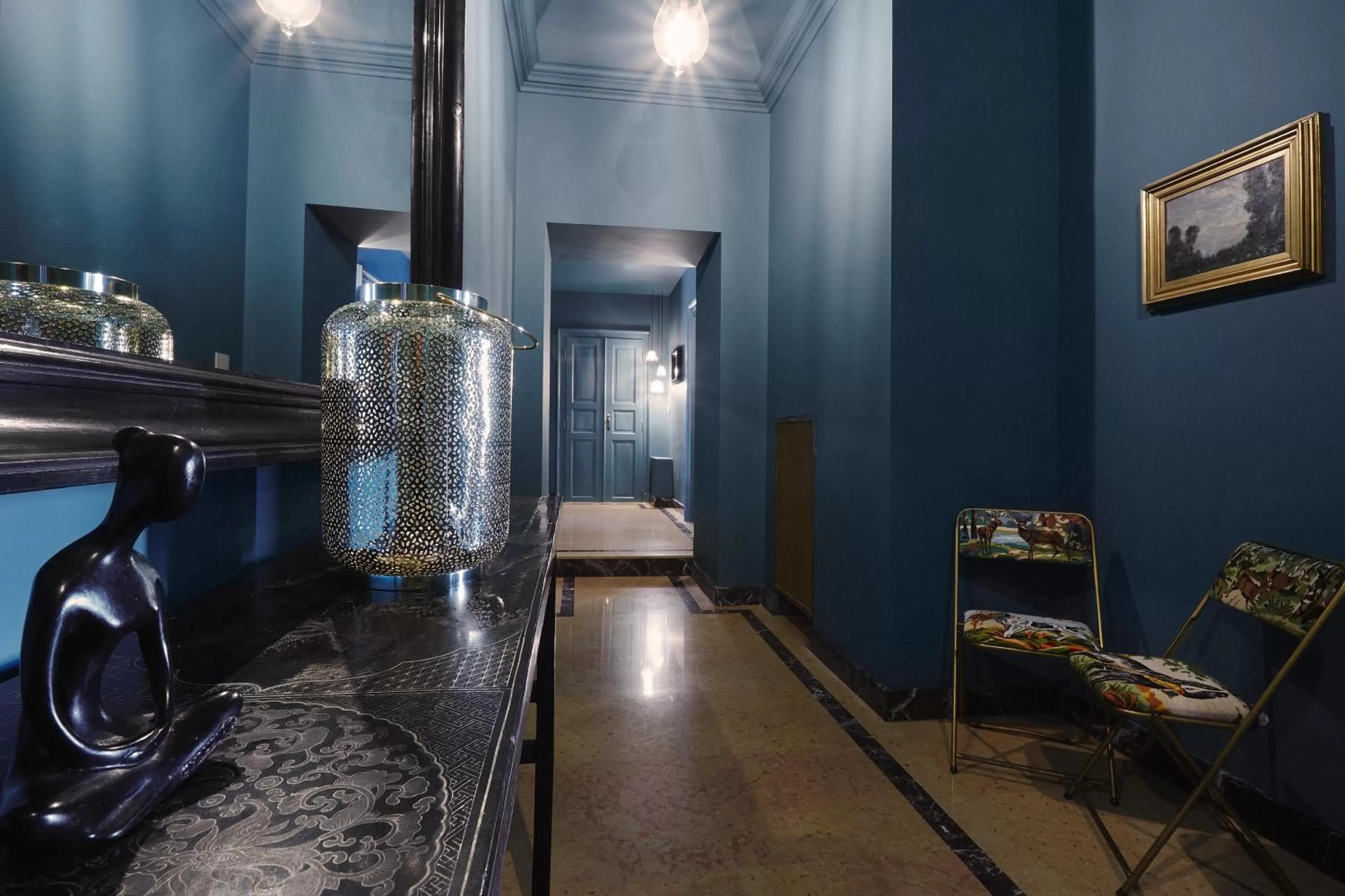 Lobby/Reception in Look To