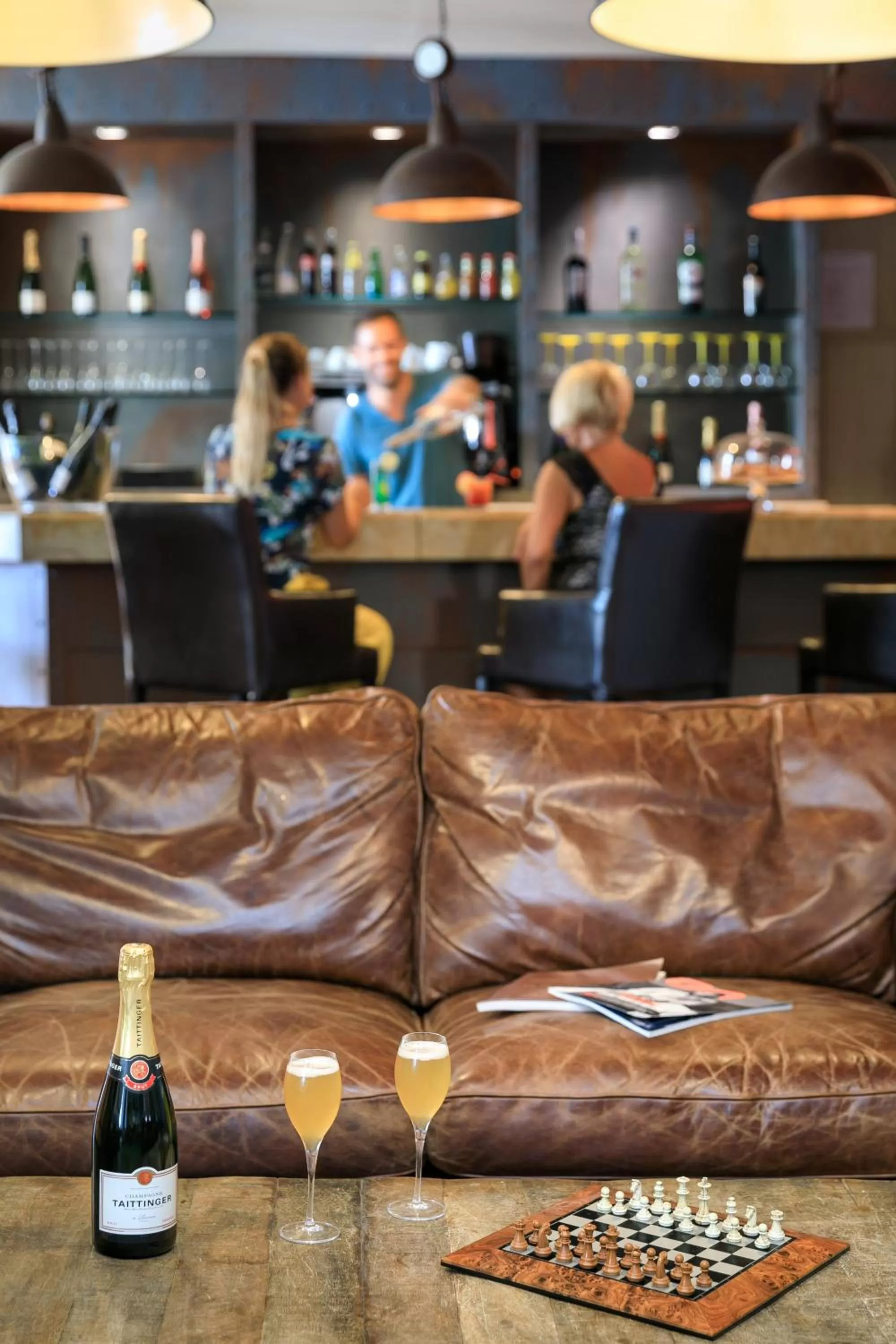Lounge or bar in Best Western Hôtel des Orangers Cannes