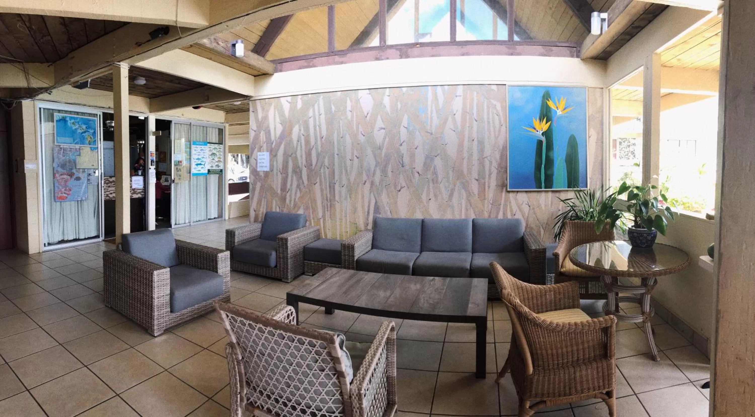 Lobby or reception in Hilo Reeds Bay Hotel
