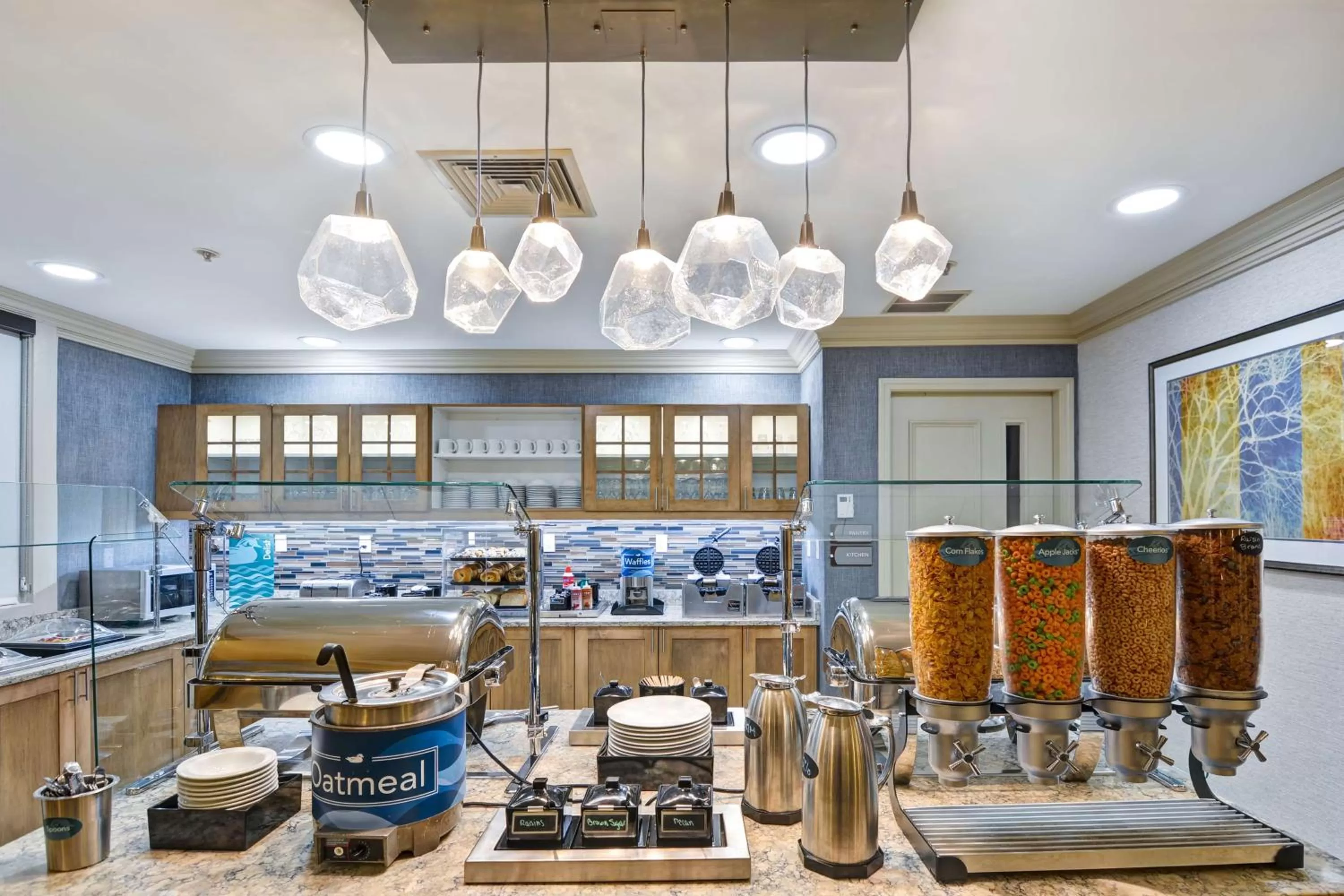 Breakfast in Homewood Suites by Hilton Windsor Locks Hartford