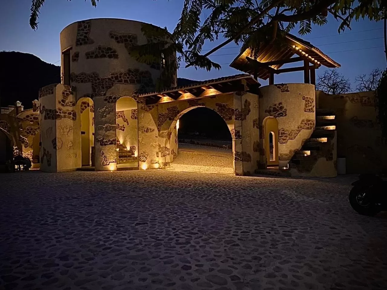 Night in Suites Campestres Montebello