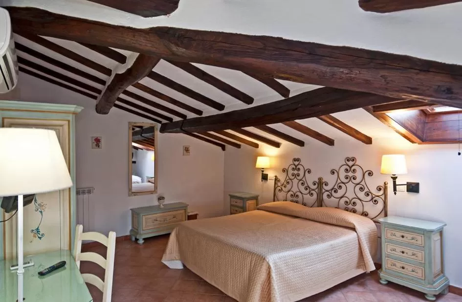 Bedroom, Bed in Hotel Villa Cheli