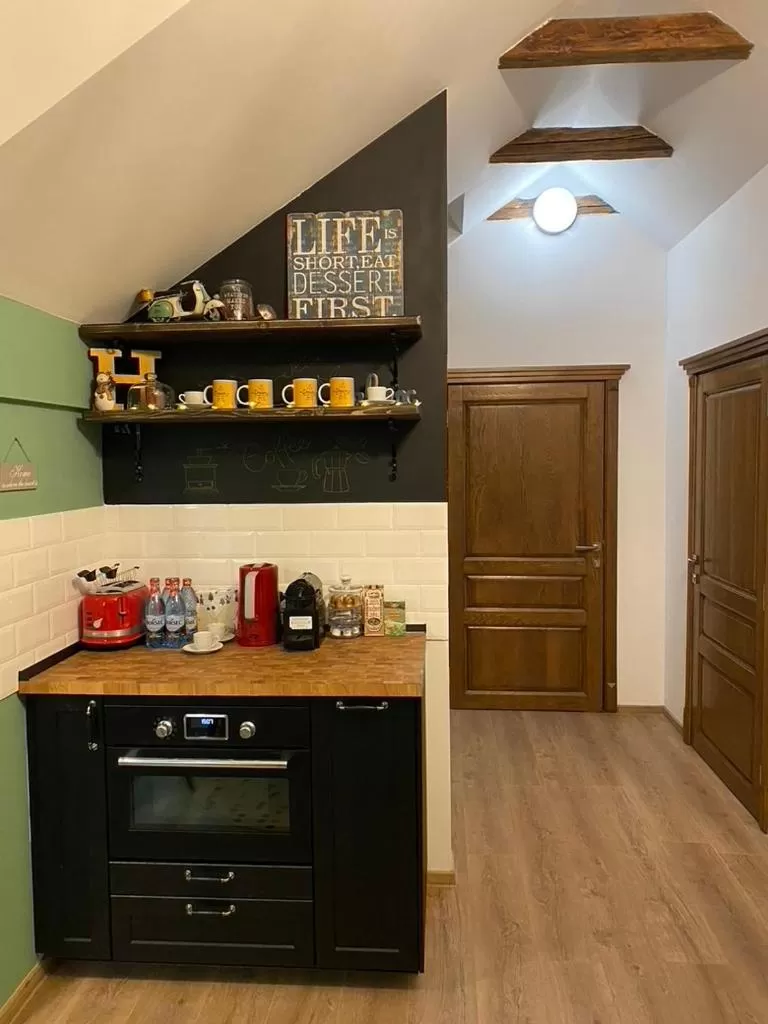Kitchen or kitchenette in Nikolas Haus Central Location with Free Parking