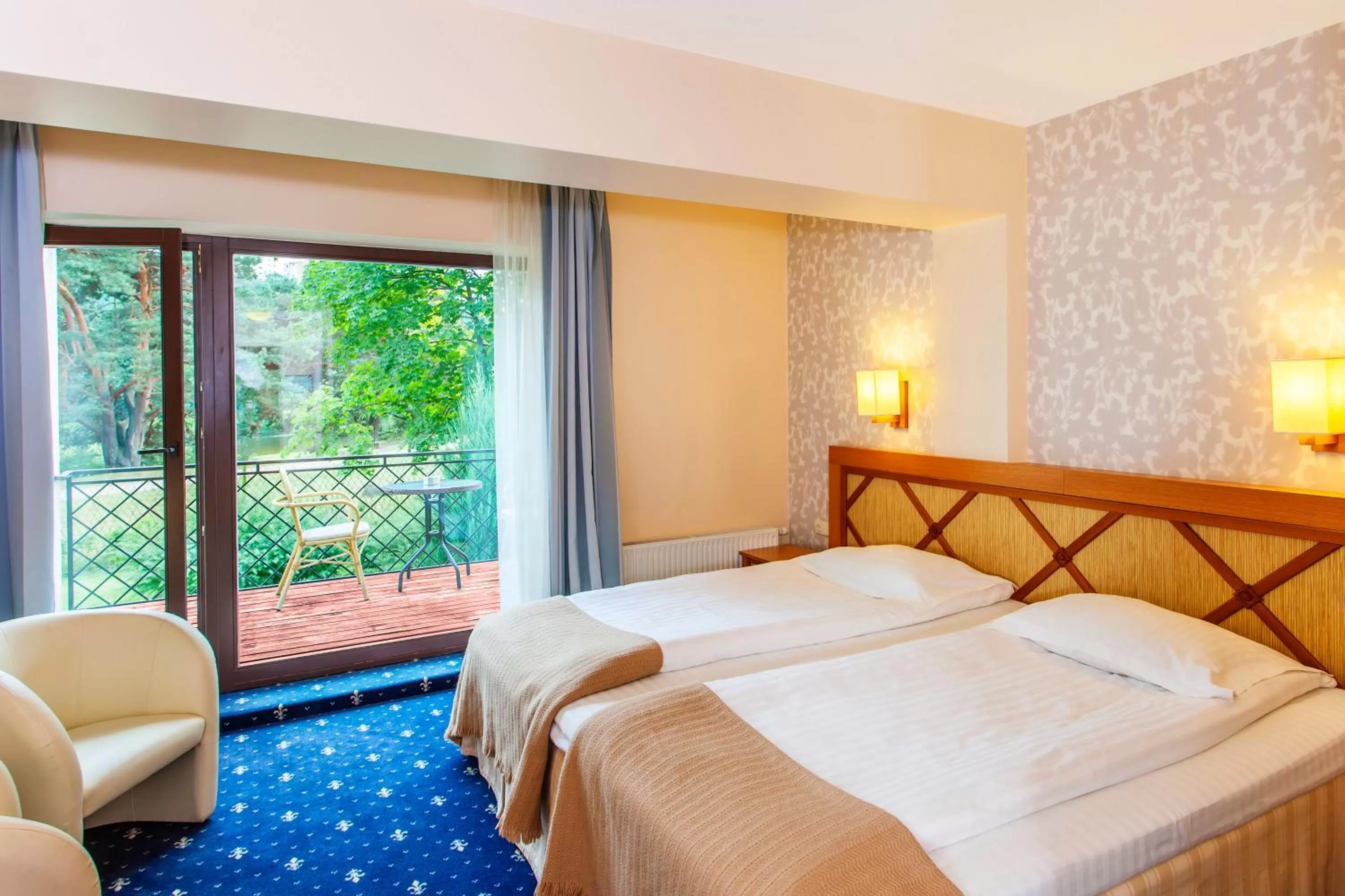 Bed in Park Villa Hotel