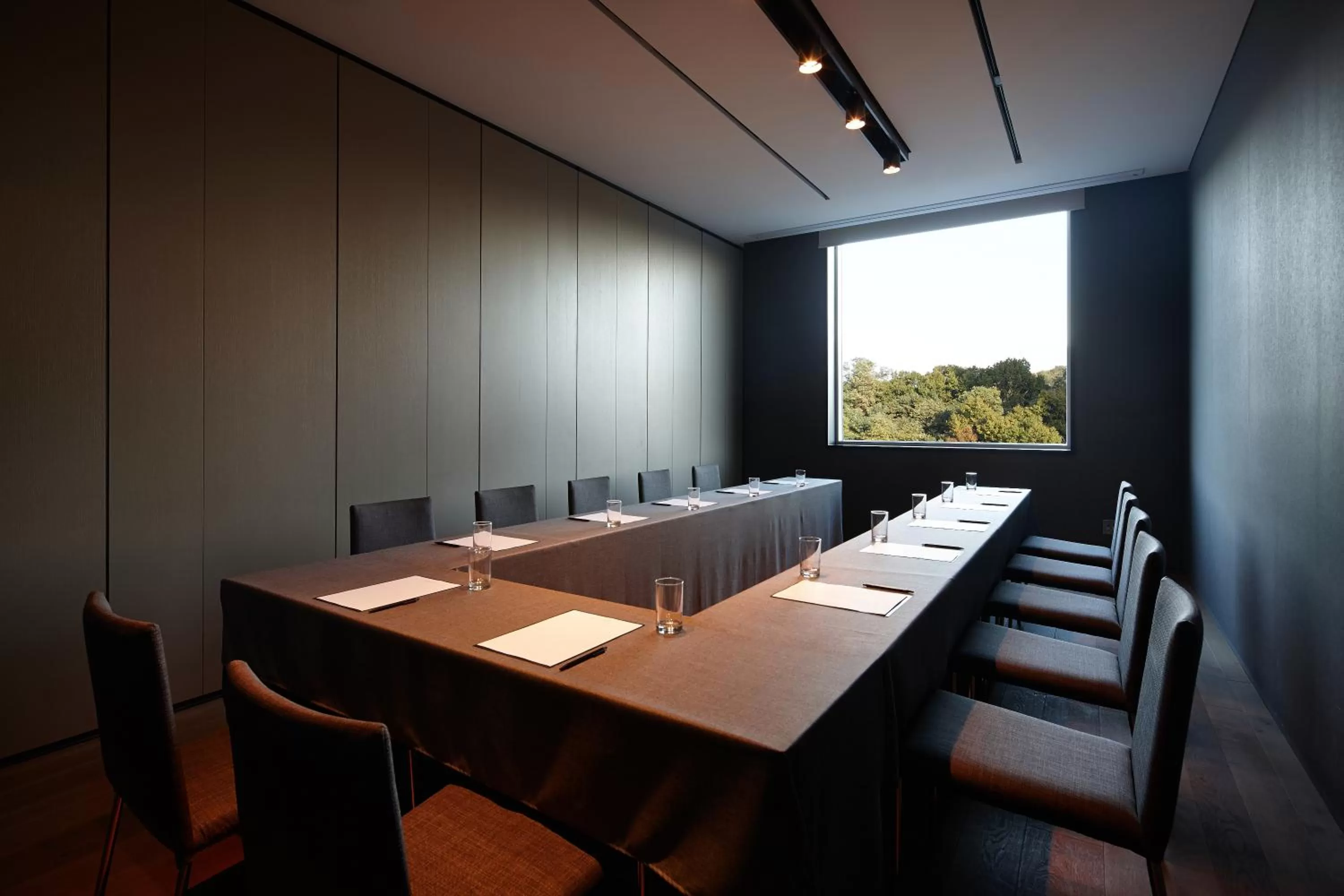 Meeting/conference room in Shilla Stay Dongtan - Samsung Digital City
