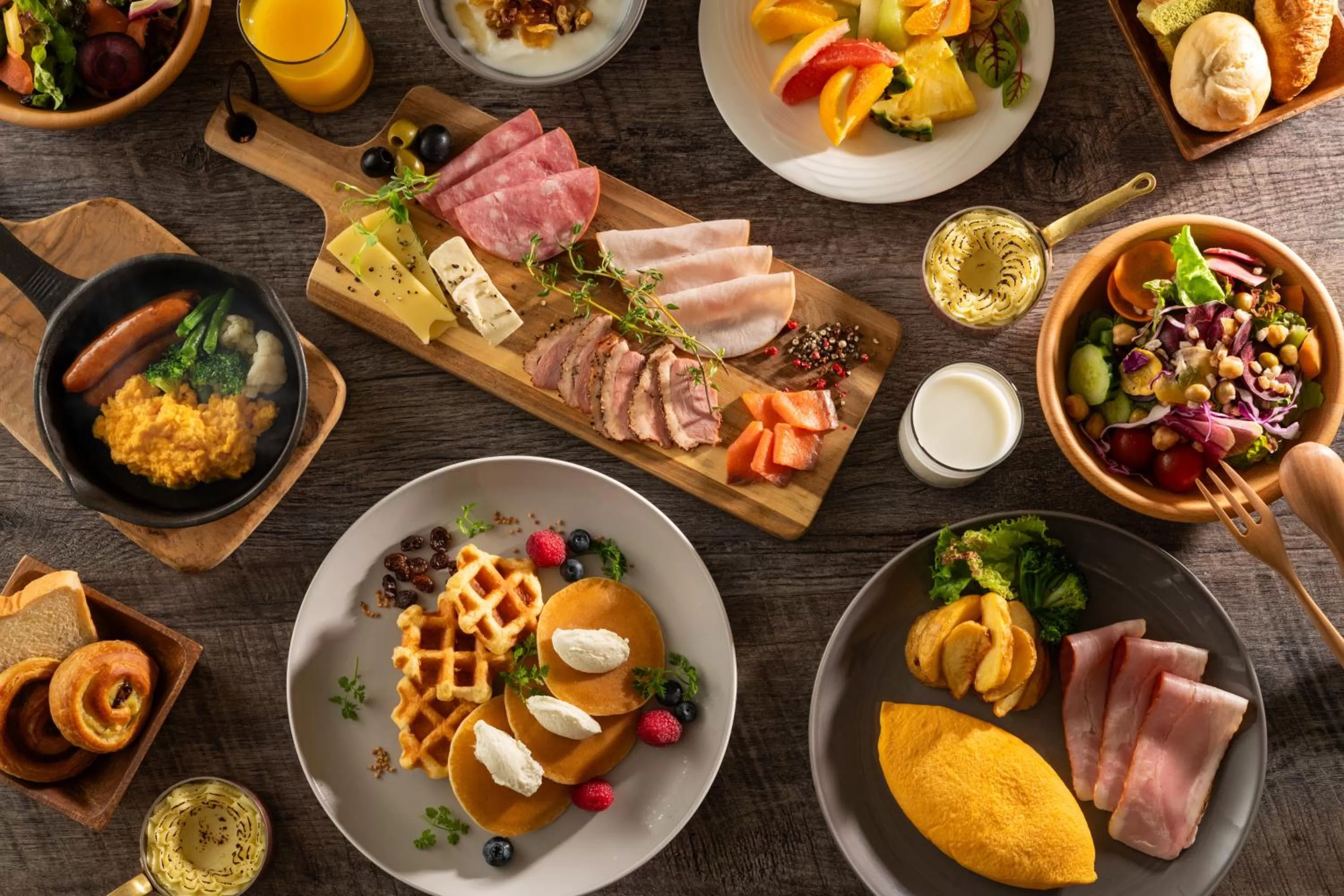 Restaurant/places to eat in Art Hotel Narita