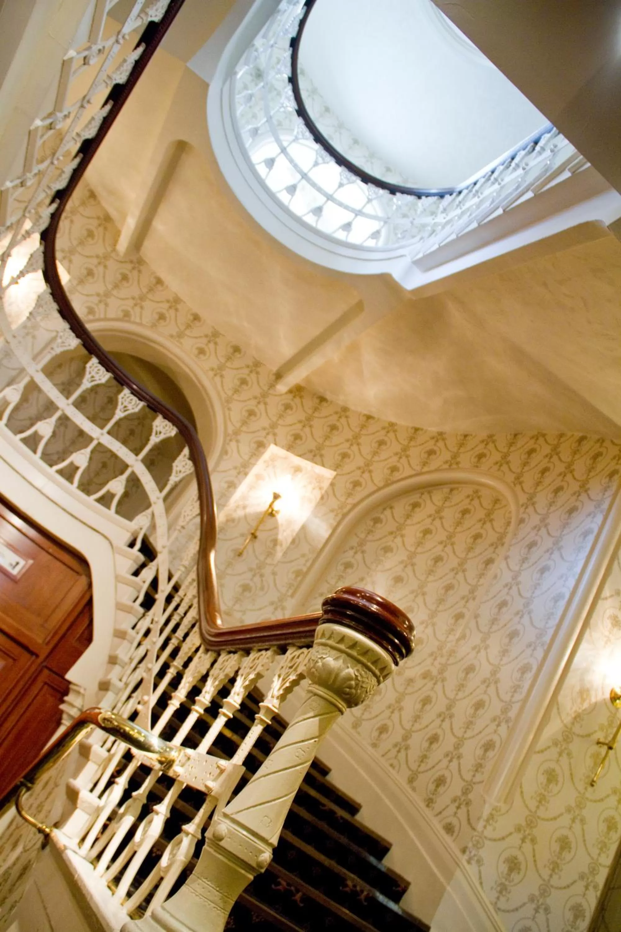 Lobby or reception in Duke Of Cornwall Hotel