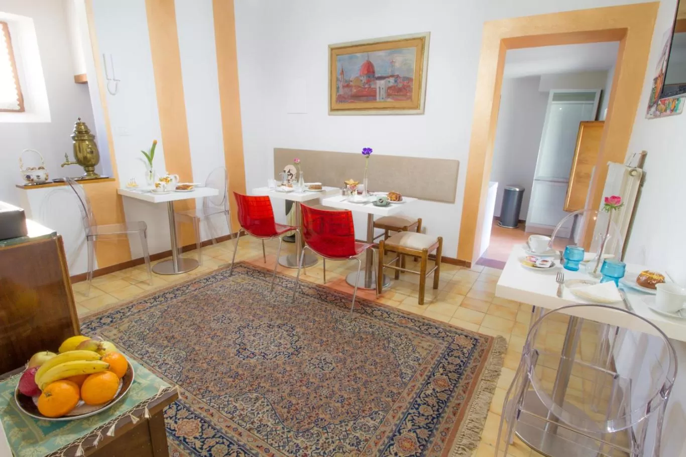 Communal lounge/ TV room in B&B PALAZZI