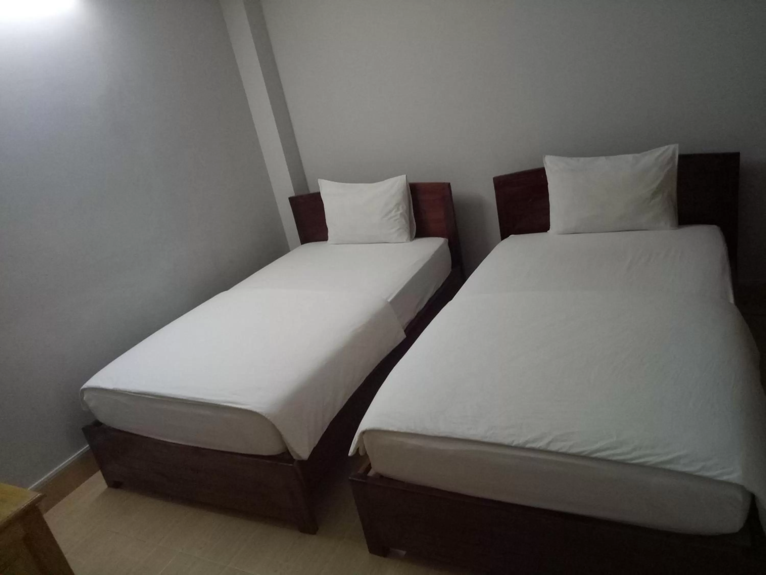 Khách sạn Phú An