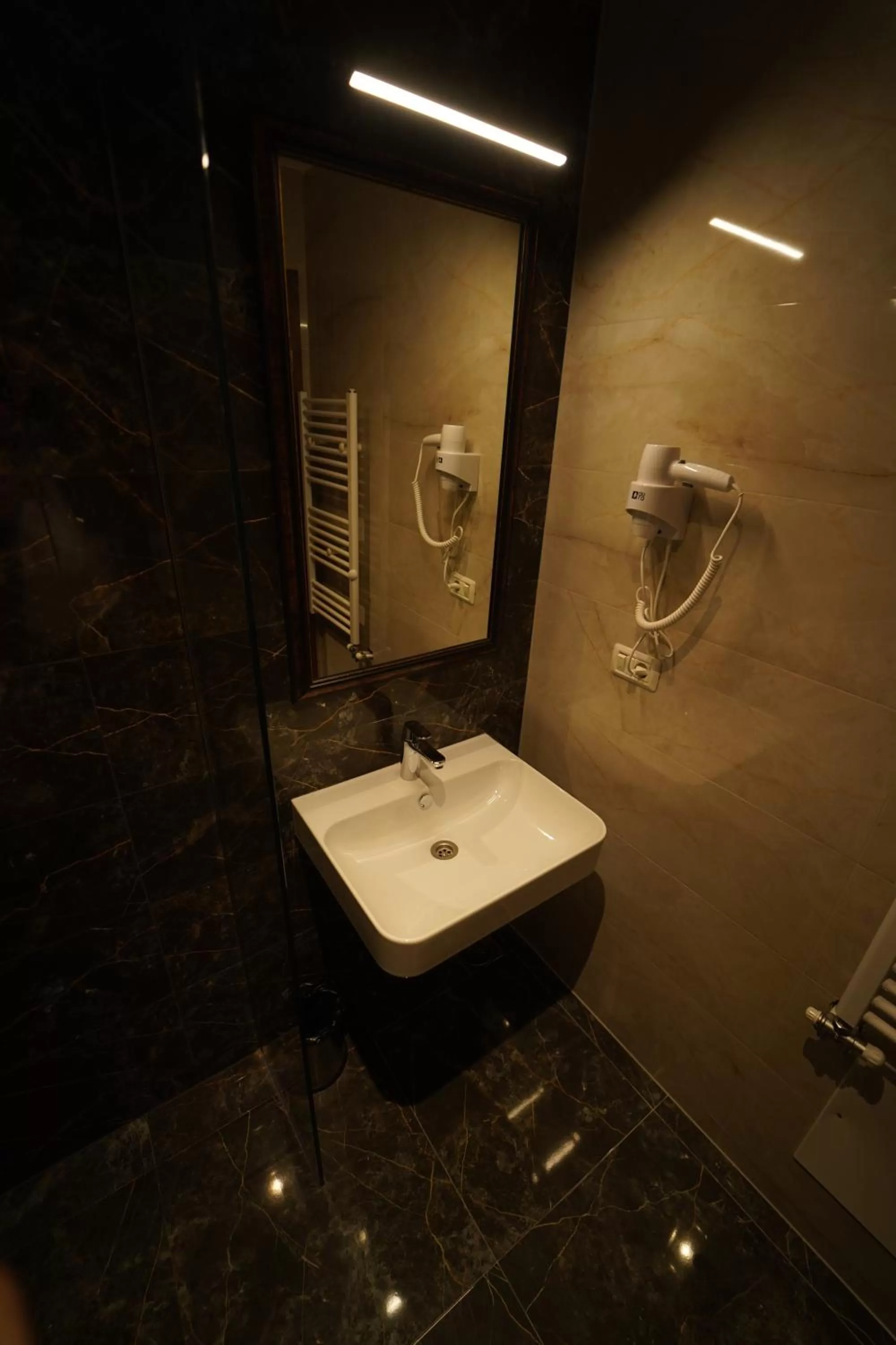 Bathroom in Monarch Hotel