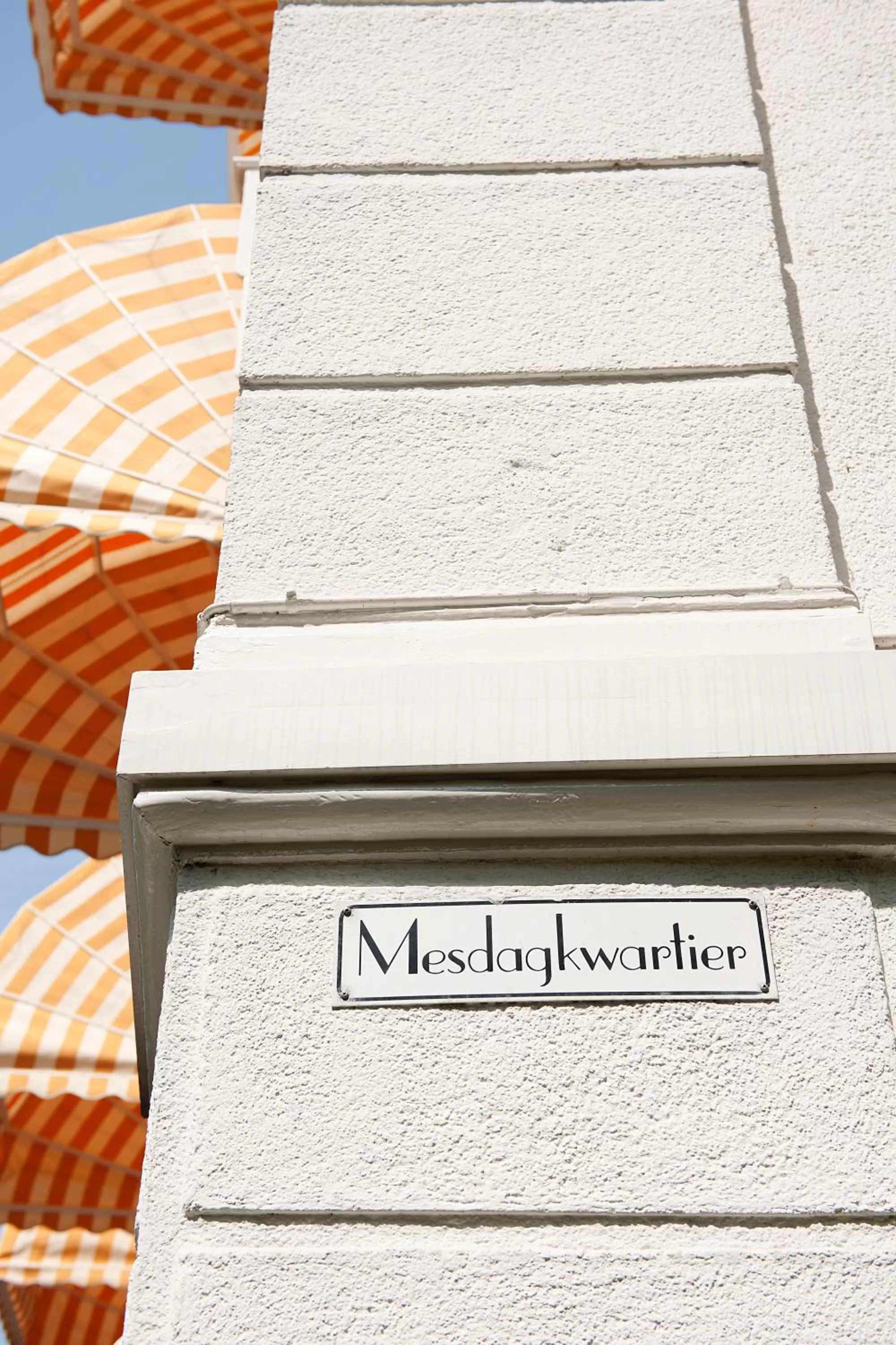 Area and facilities in Carlton Ambassador