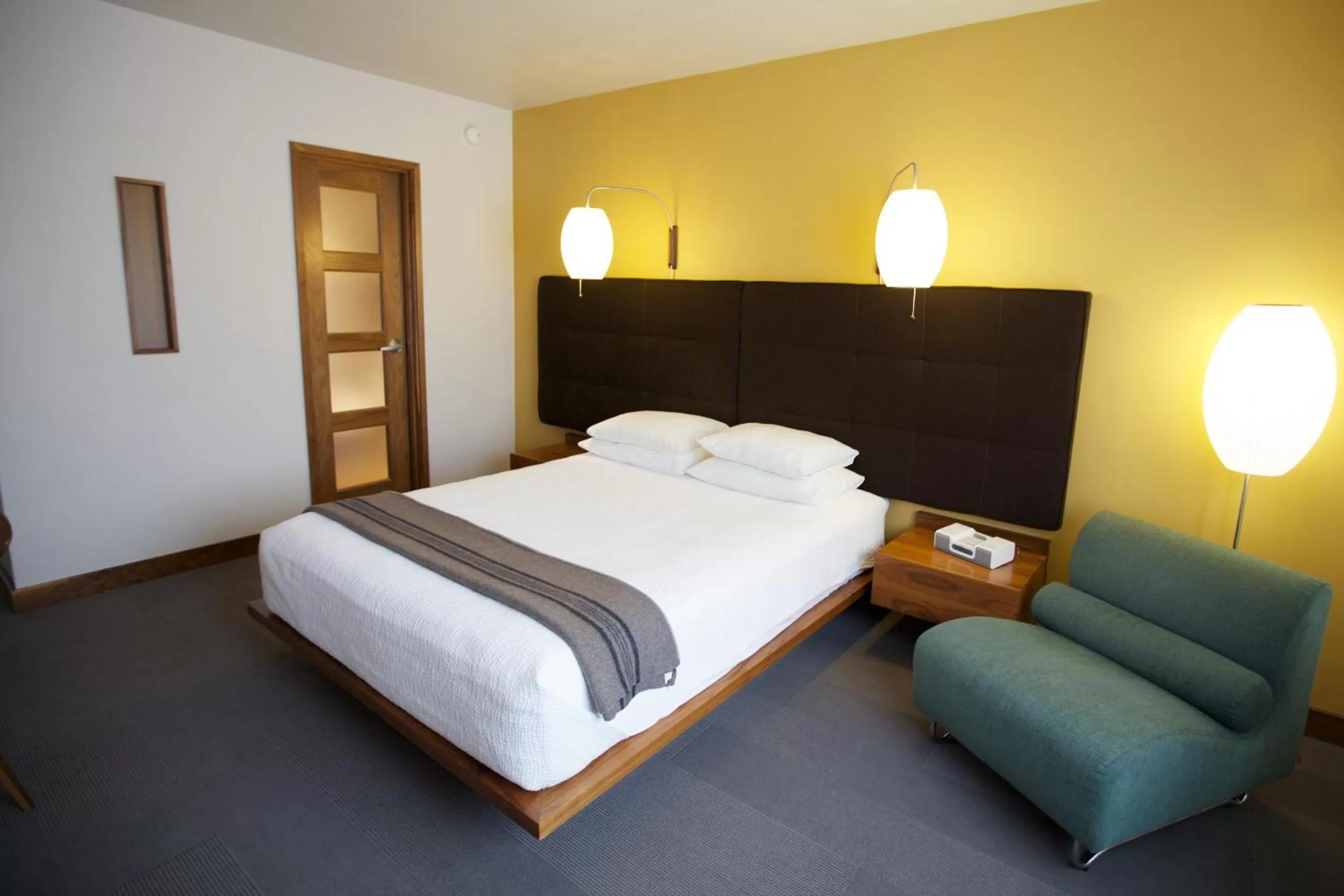 Photo of the whole room, Bed in Modern Hotel