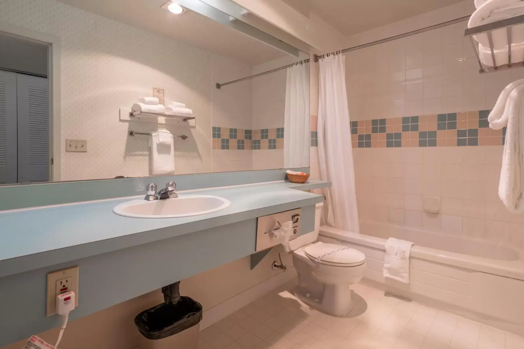 Pet Friendly Room w/Two Queen Beds & Kitchenette in The Cedars Inn Hotel & Convention Centre Pet Friendly Room w/Two Queen Beds & Kitchenette in The Cedars Inn Hotel & Convention Centre