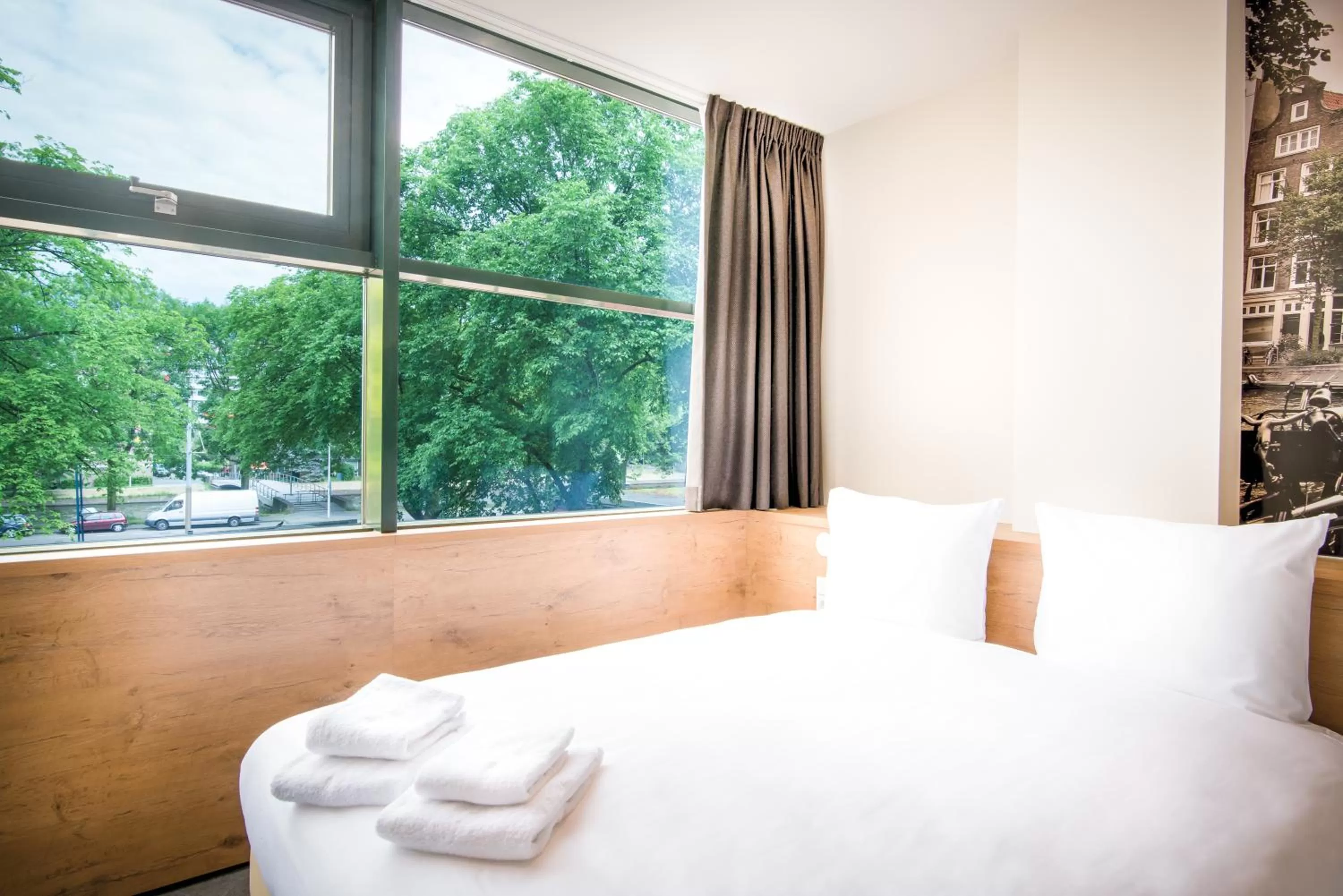 Bed in Citiez Hotel Amsterdam