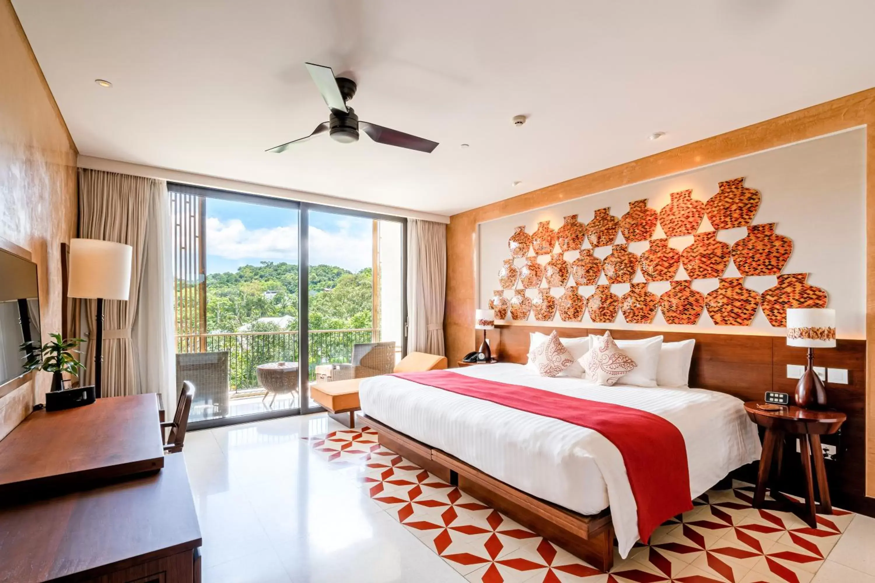 Deluxe Room with Hill View in Salinda Resort Phu Quoc - Sparkling Wine Breakfast Deluxe Room with Hill View in Salinda Resort Phu Quoc - Sparkling Wine Breakfast