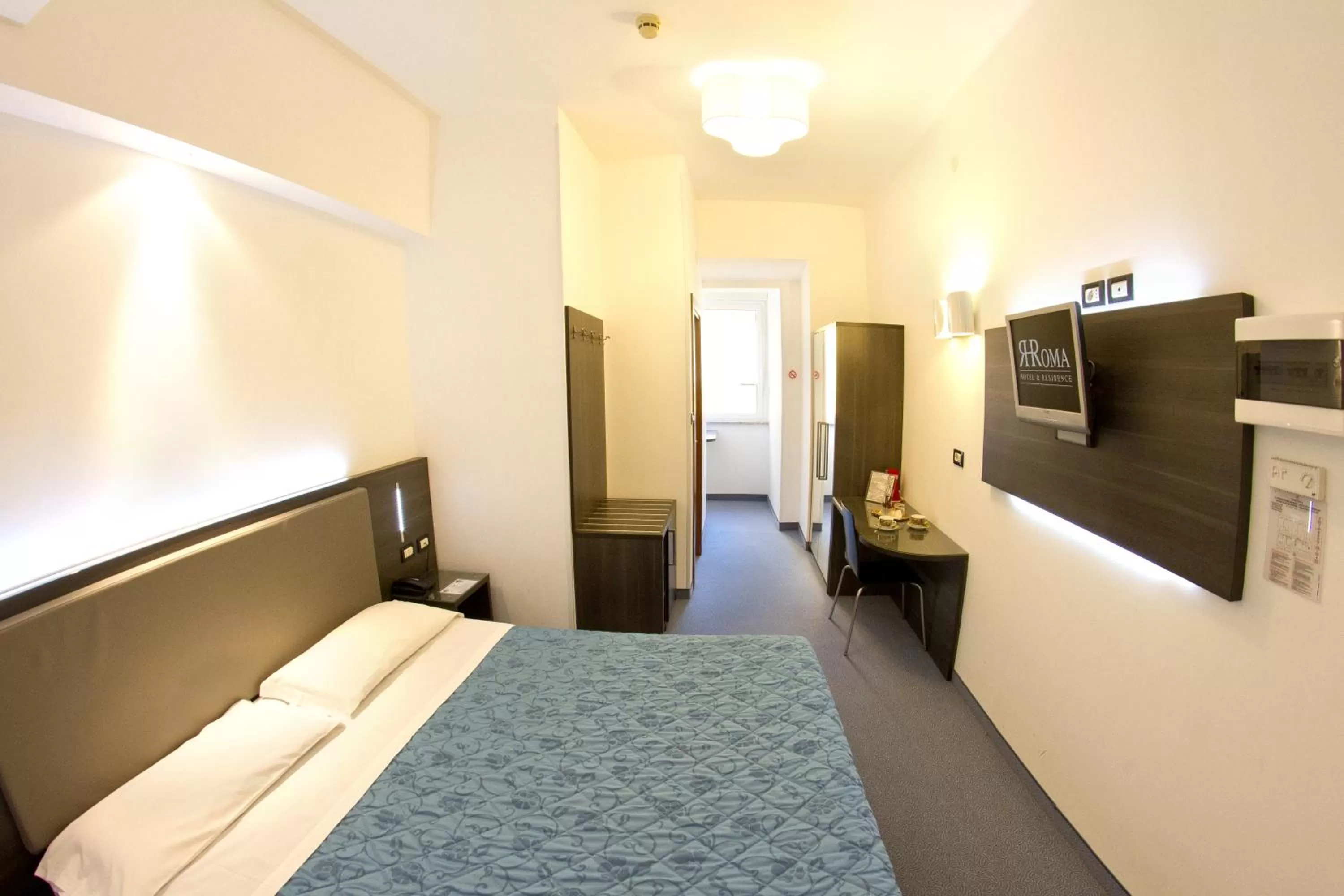 Bedroom, Bed in Hotel Roma